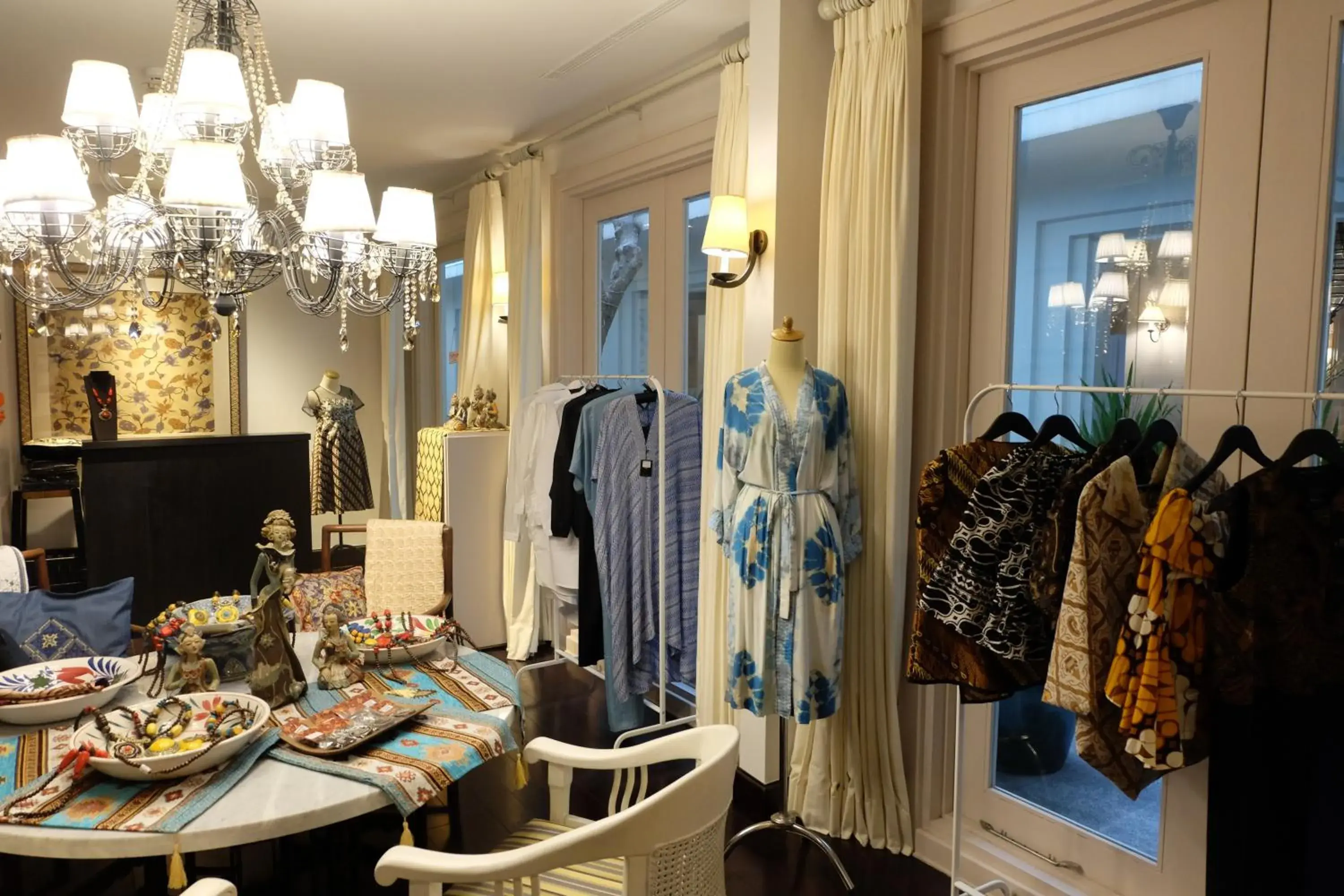 On-site shops in The Shalimar Boutique Hotel