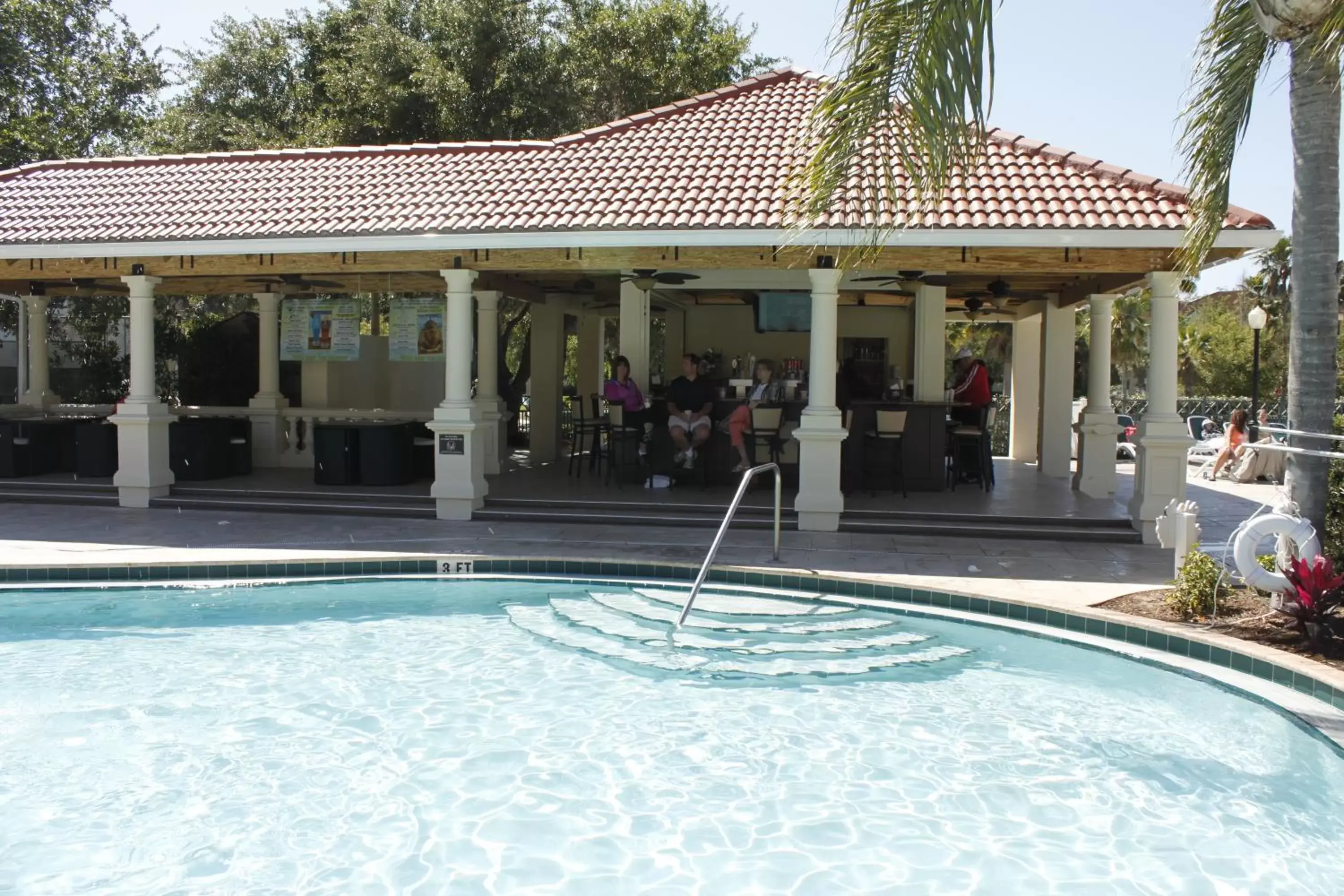 Lounge or bar, Swimming Pool in Star Island Resort and Club - Near Disney