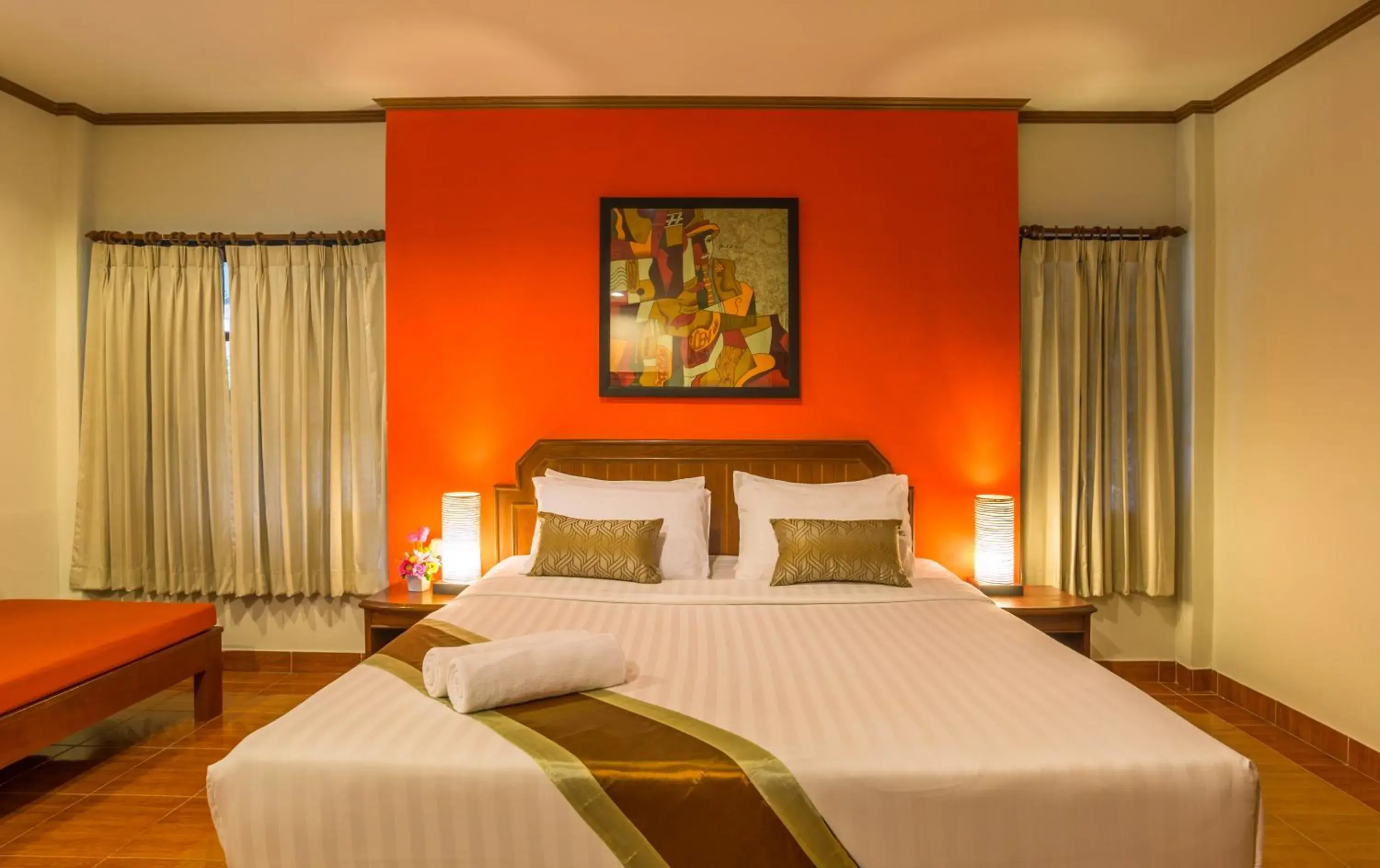 Bed in Lanta Manda Resort SHA Plus