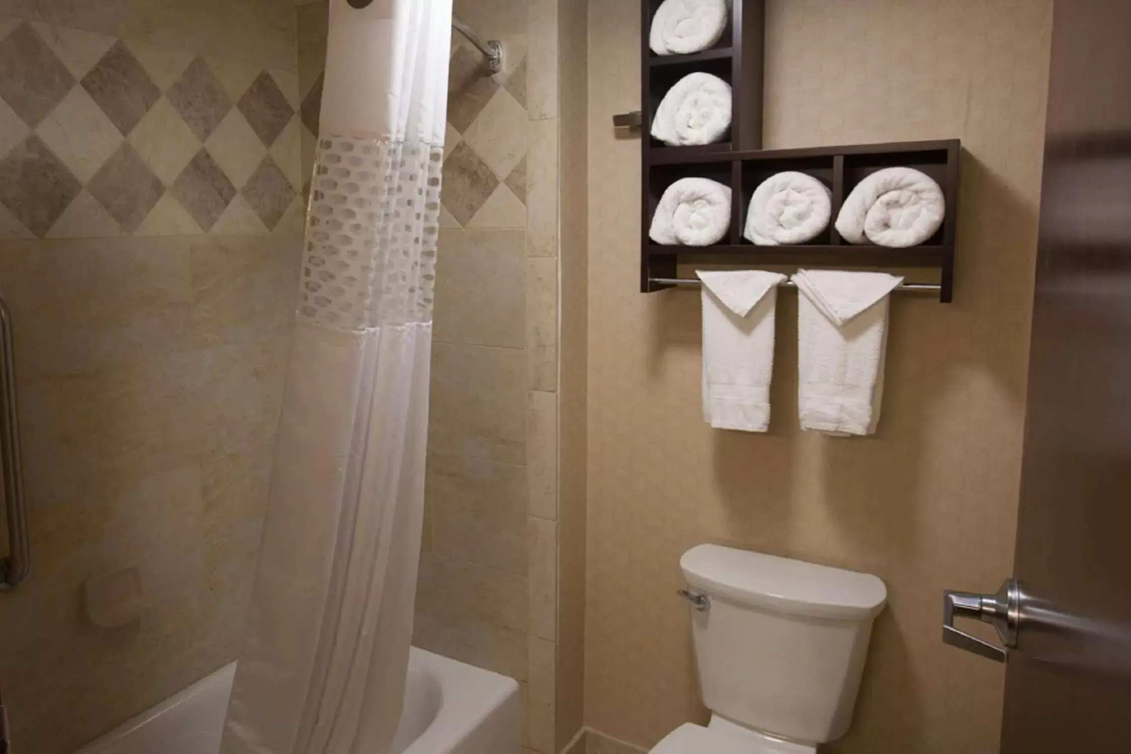 Bathroom in Hampton Inn & Suites Stillwater