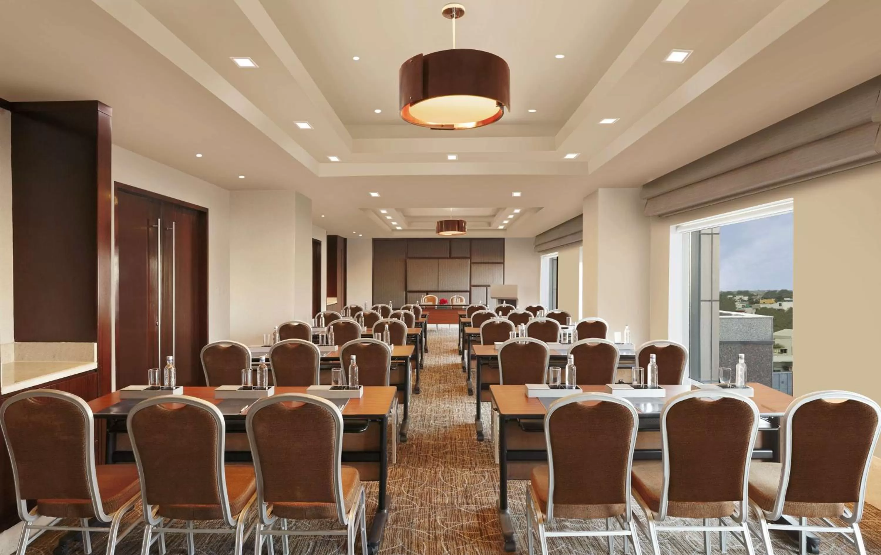 Meeting/conference room in Hilton Chennai