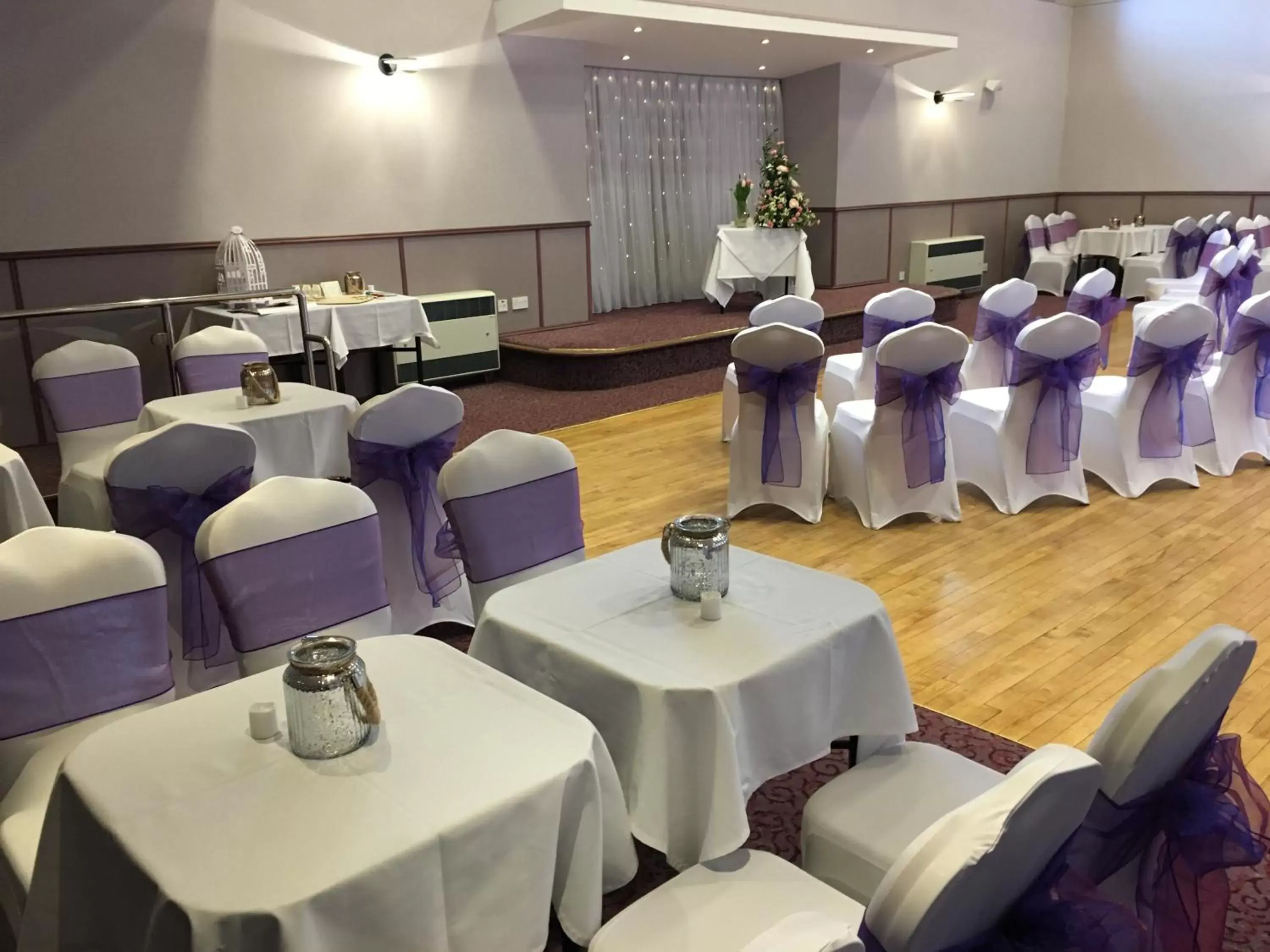 Banquet/Function facilities, Banquet Facilities in Laichmoray Hotel