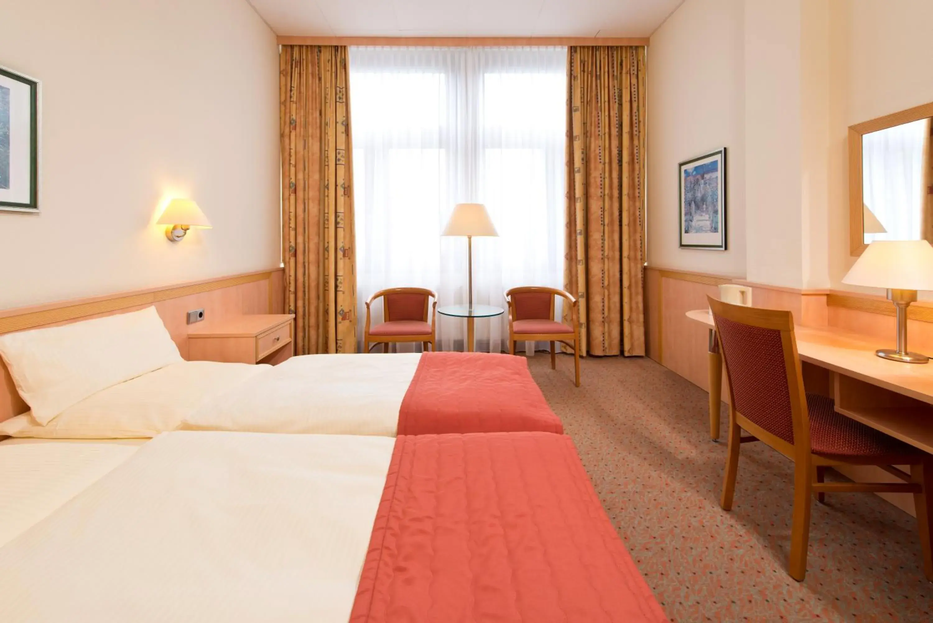Photo of the whole room, Room Photo in Hotel Steglitz International
