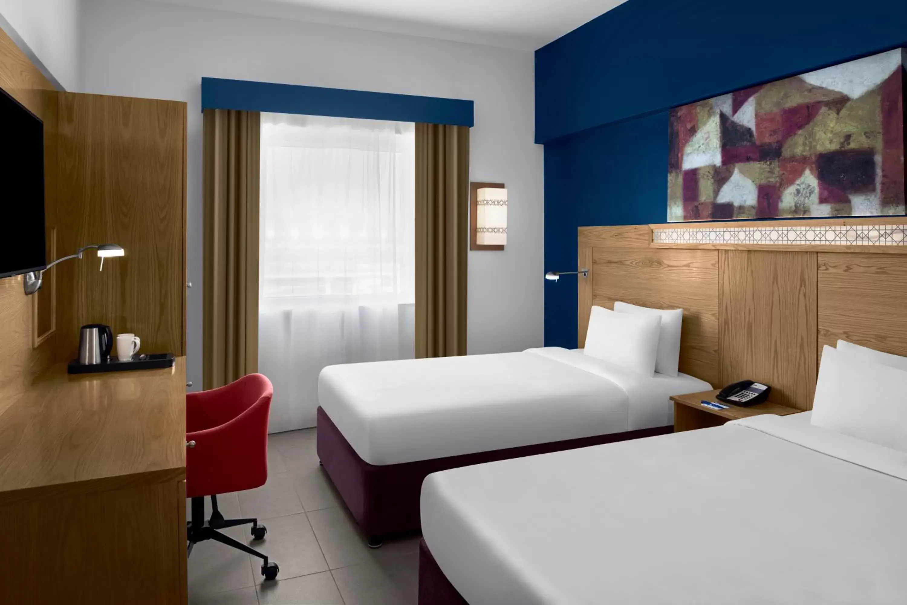 Bedroom, Bed in Holiday Inn Express Dubai Airport, an IHG Hotel