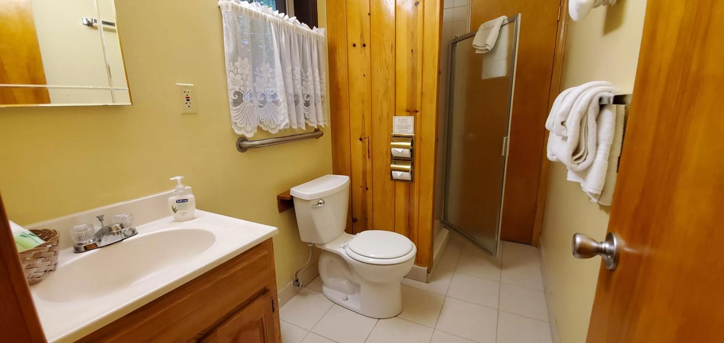 Toilet, Bathroom in Fern River Resort