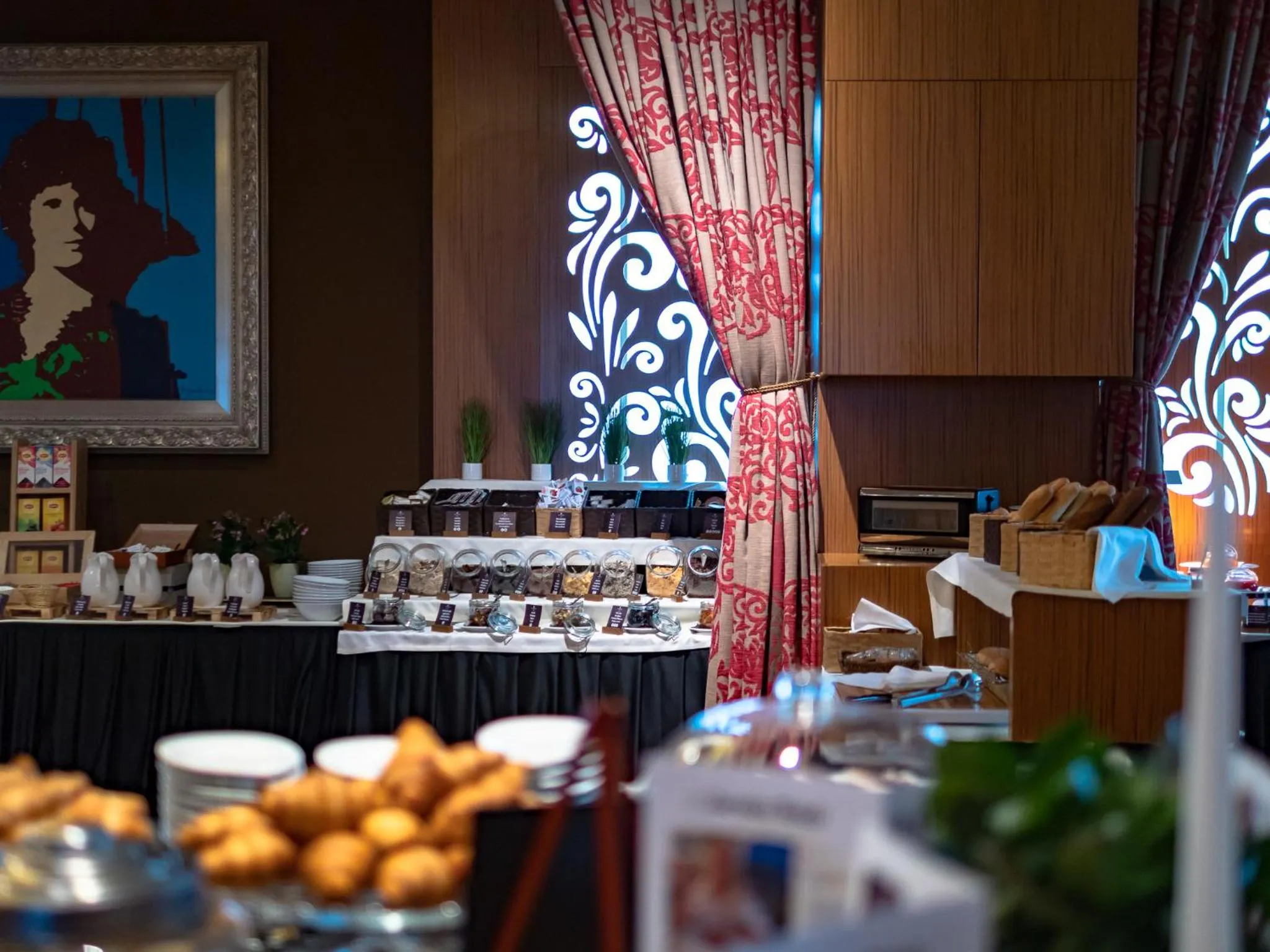 Restaurant/places to eat in Hotel Evropa