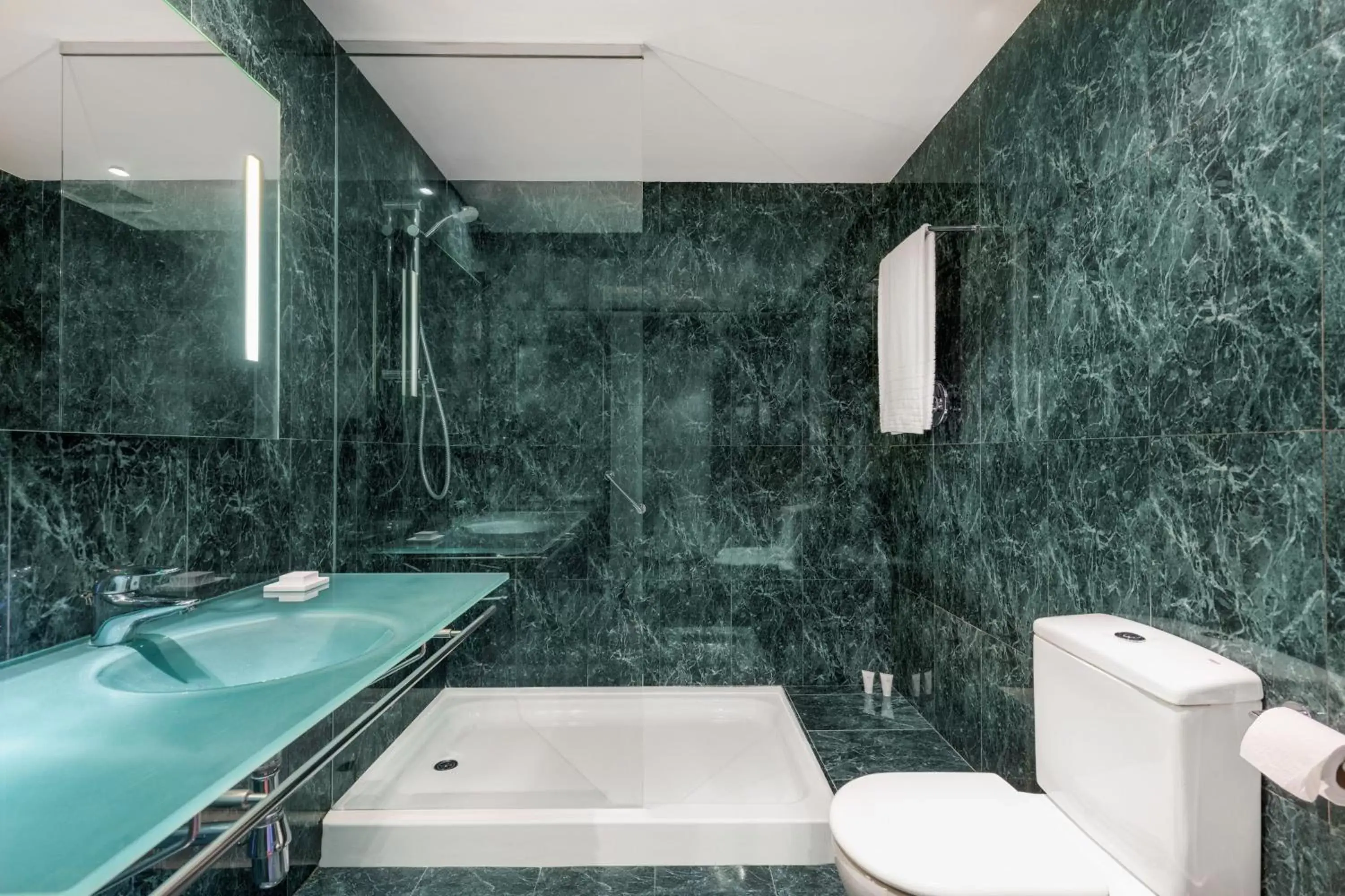 Bathroom in AC Hotel Murcia by Marriott