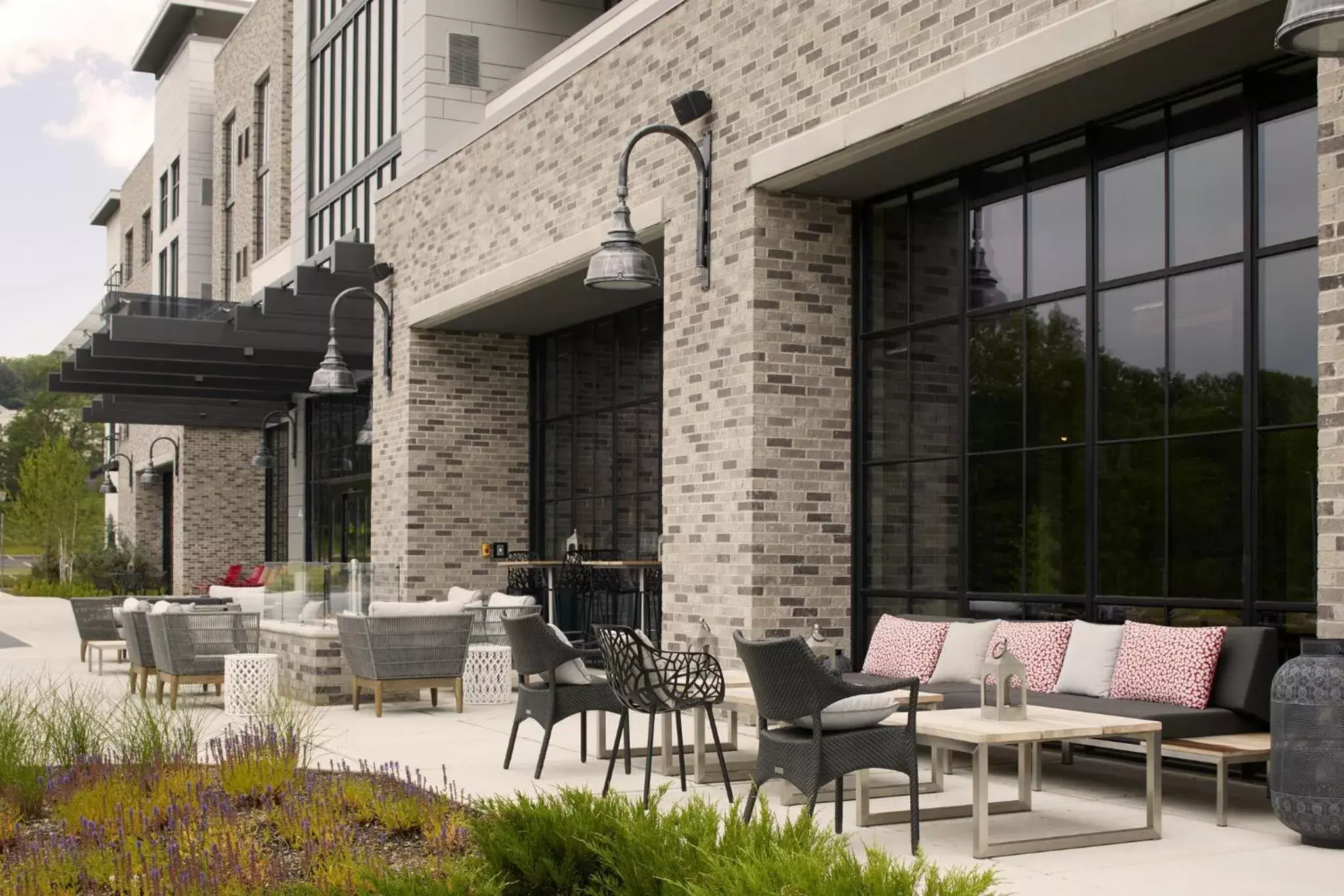 Balcony/Terrace in Archer Hotel Florham Park