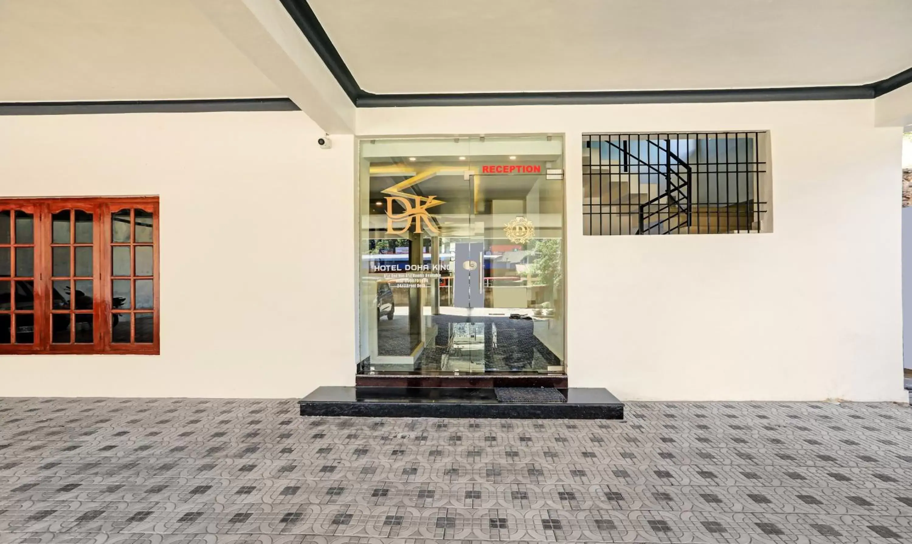 Facade/entrance in Treebo Doha King Facade/entrance in Treebo Doha King