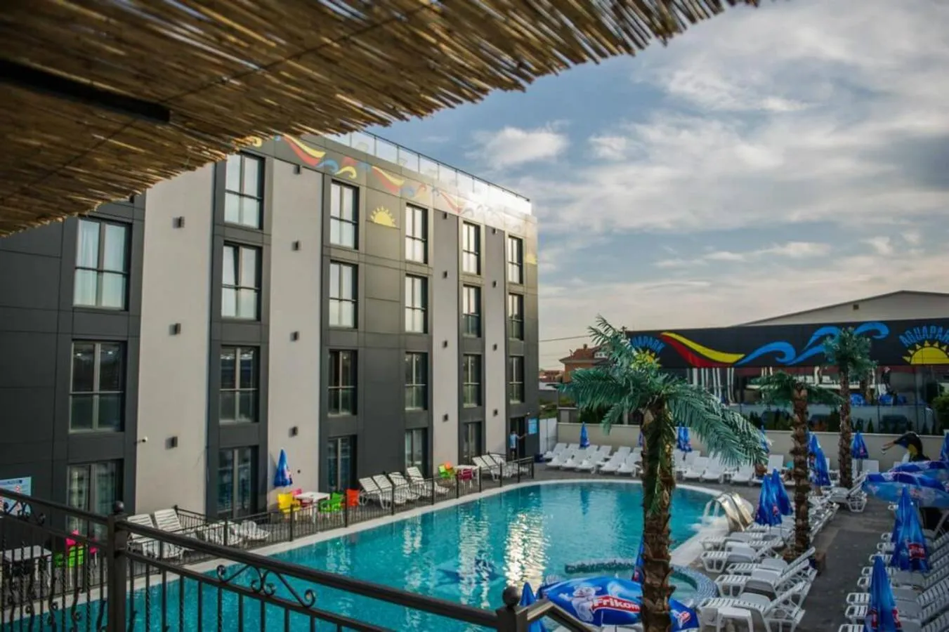 Property logo or sign in Garni Hotel Hollywoodland Wellness & Aquapark