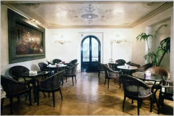 Restaurant/Places to Eat in Hotel Aventino