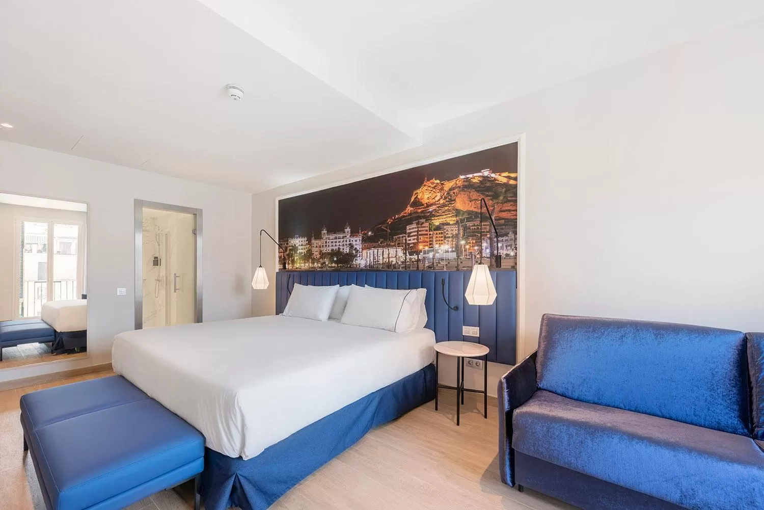 Photo of the whole room, Bed in Eurostars Mediterranea Plaza