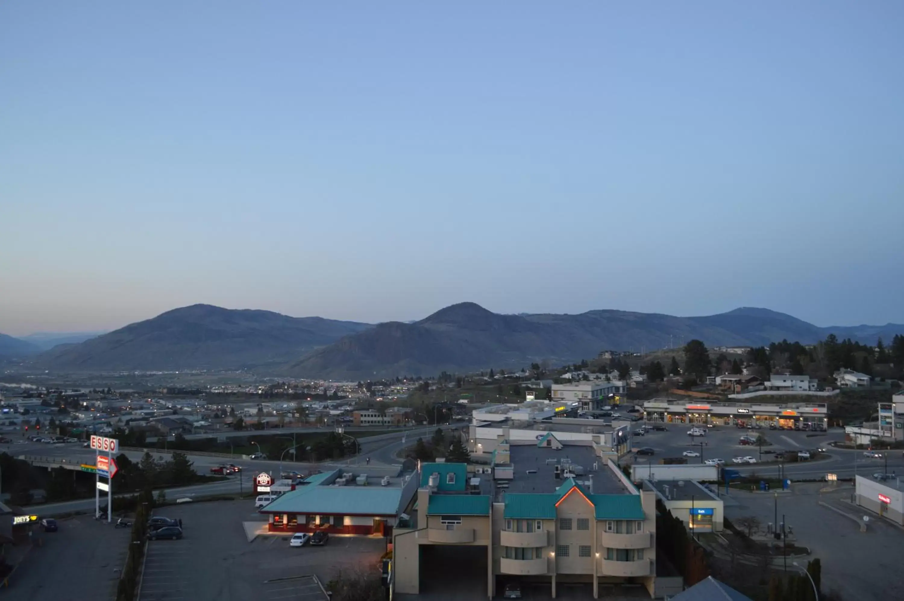 City view in Wingate by Wyndham Kamloops