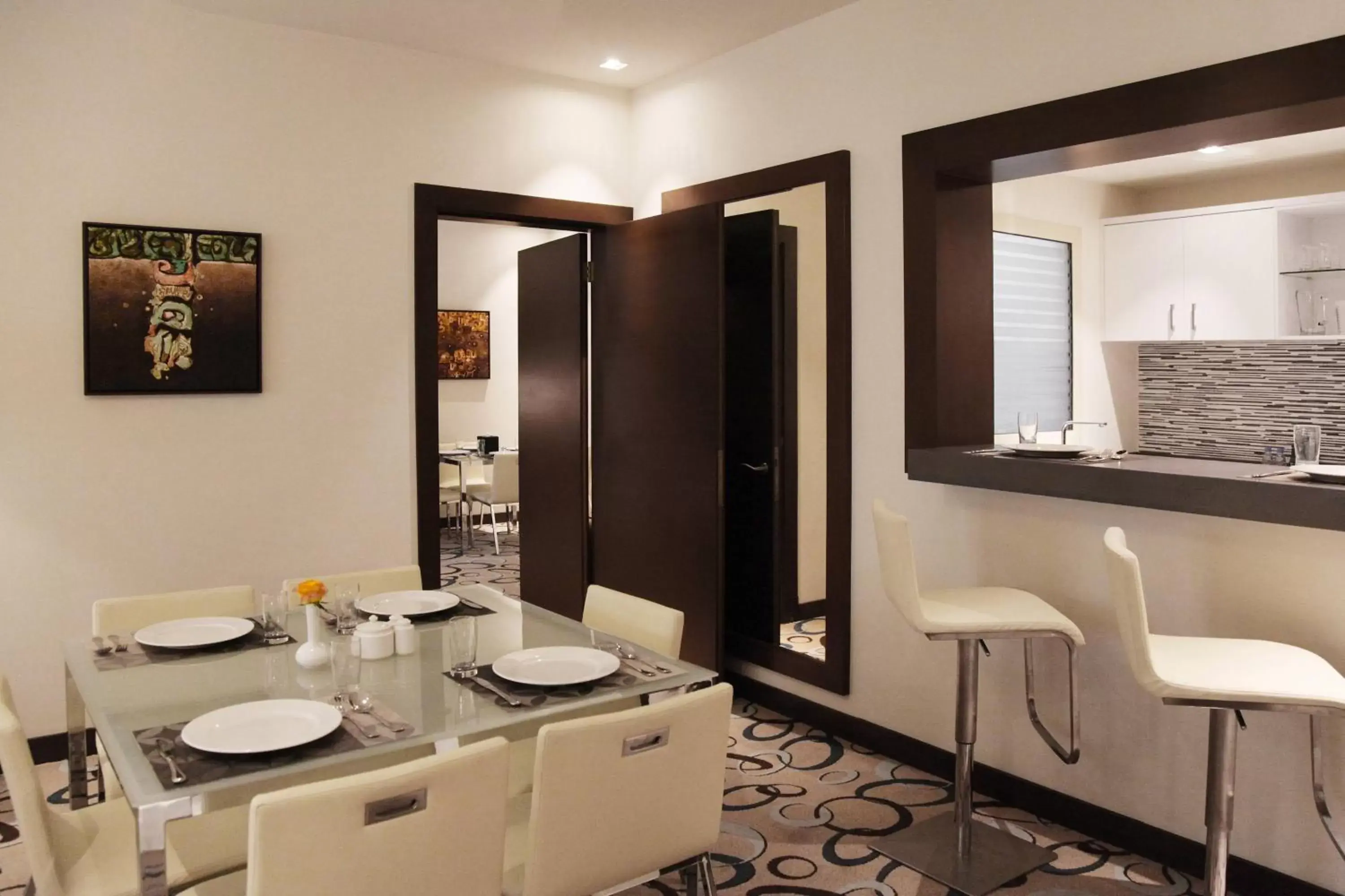 Bedroom, Dining Area in Marriott Executive Apartments Madinah