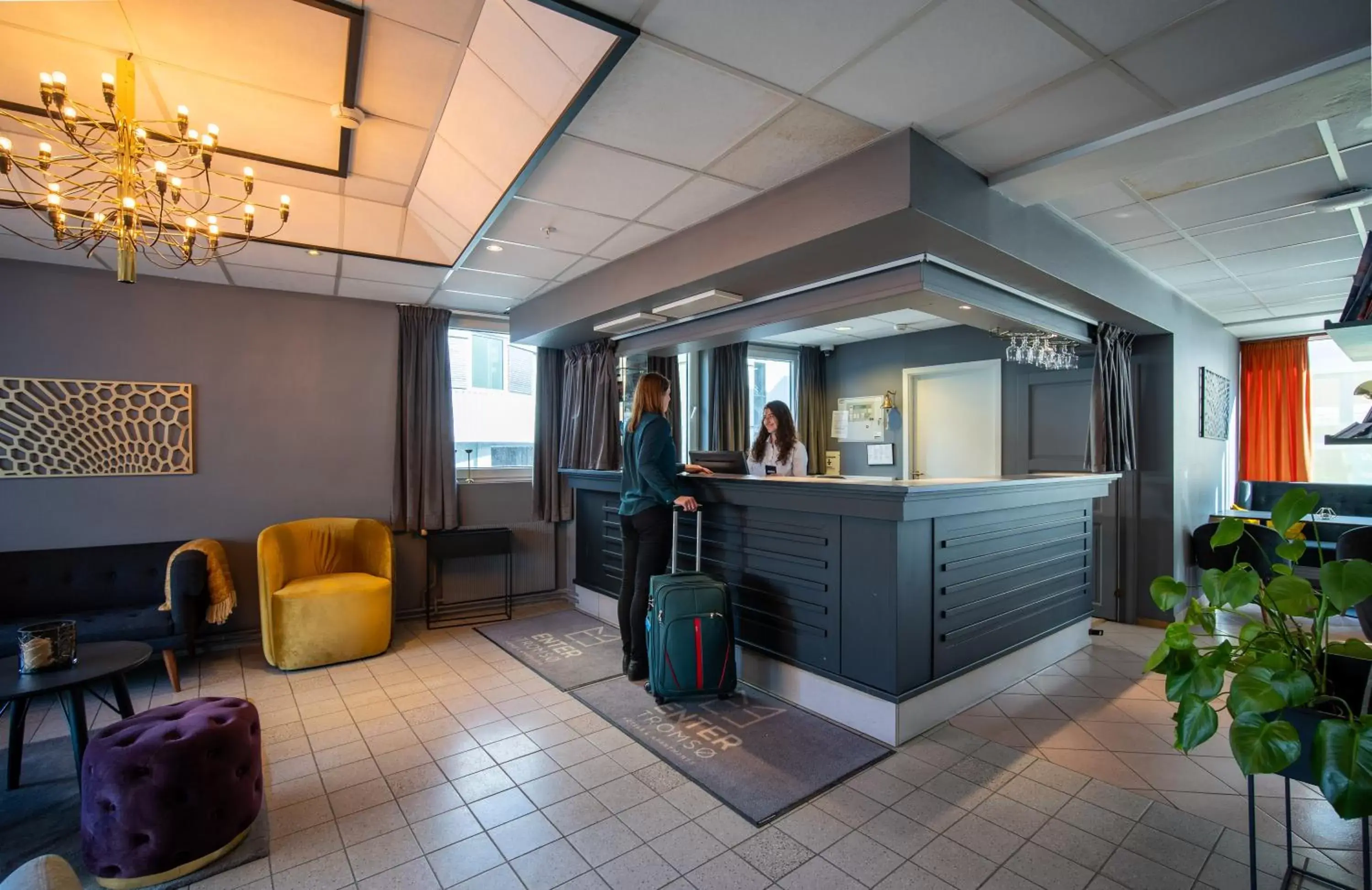 Staff, Lobby/Reception in Enter Amalie Hotel