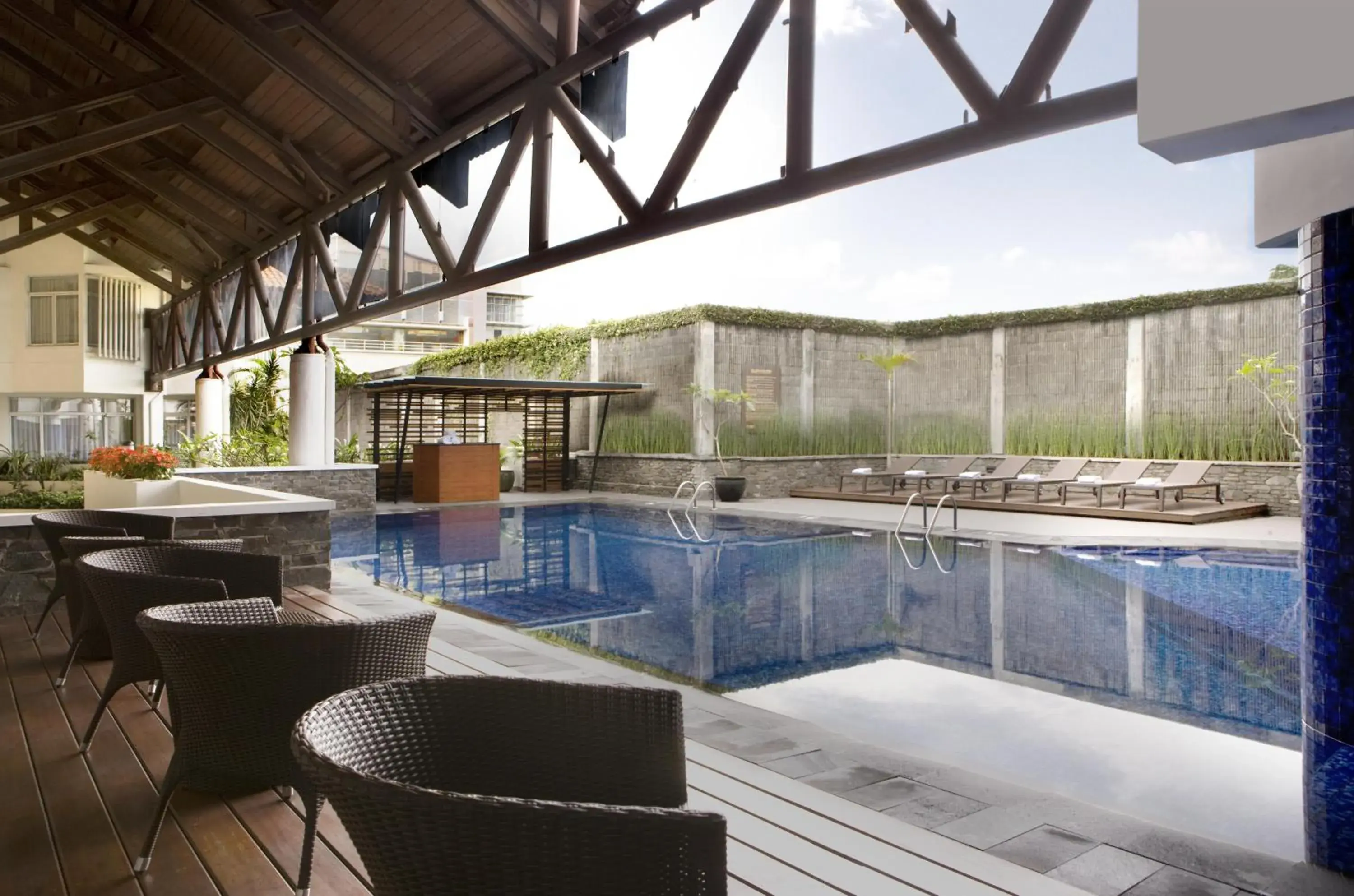 Swimming Pool in Hotel Santika Bandung