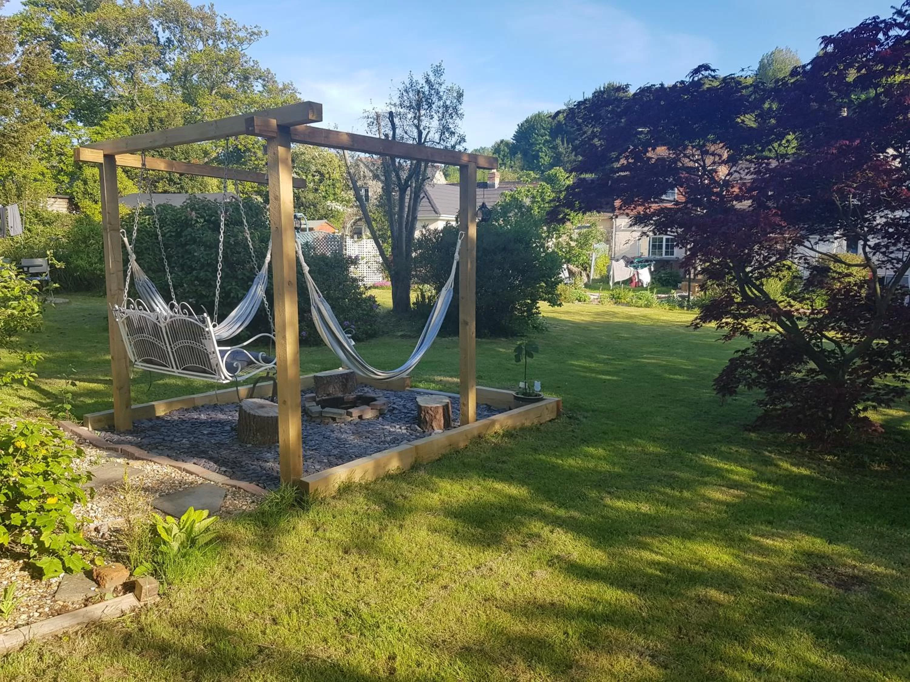 Garden in Kingsmede Bed & Breakfast