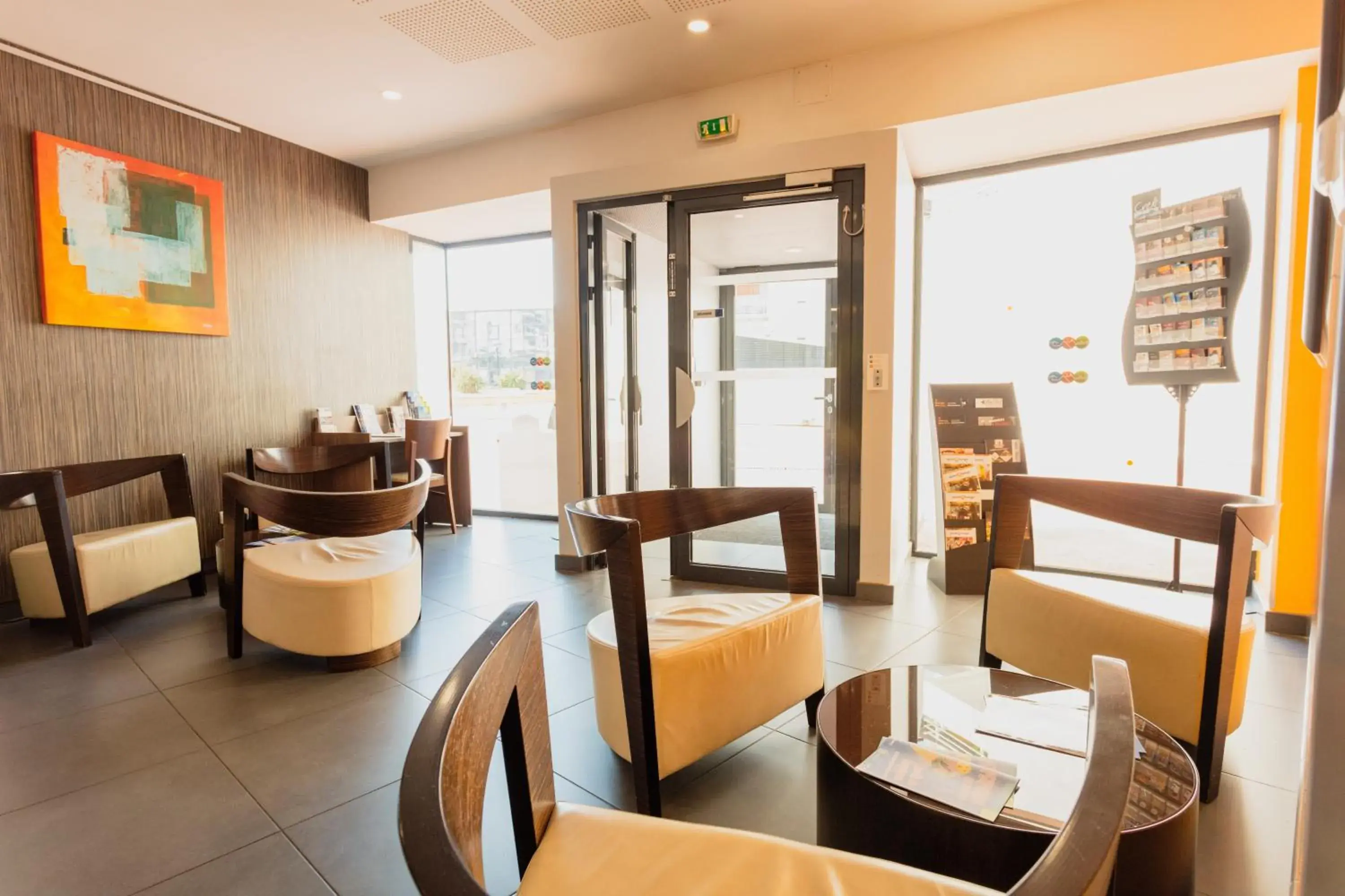 Lobby or reception, Restaurant/Places to Eat in Appart-Hotel Mer & Golf City Perpignan Centre