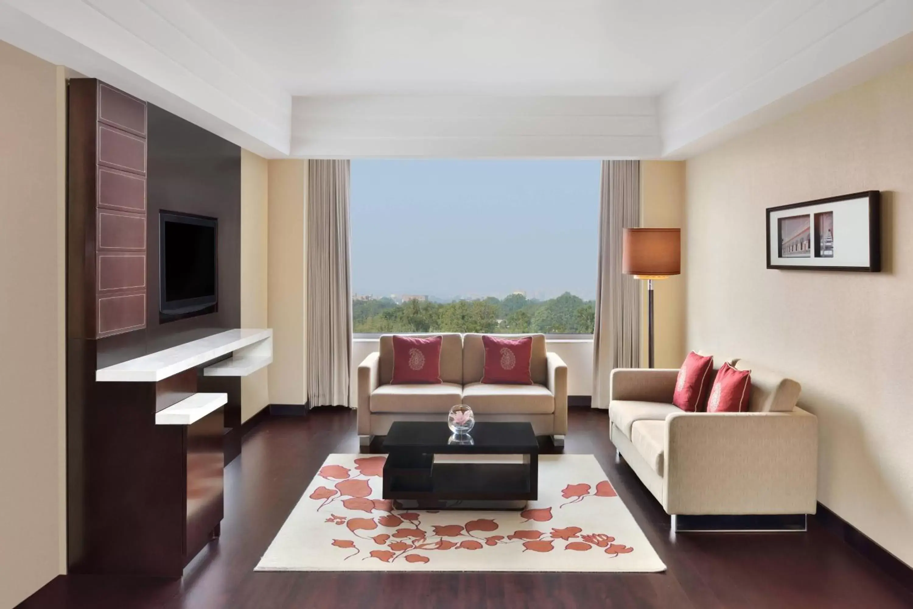 Living room, Seating Area in Jaipur Marriott Hotel