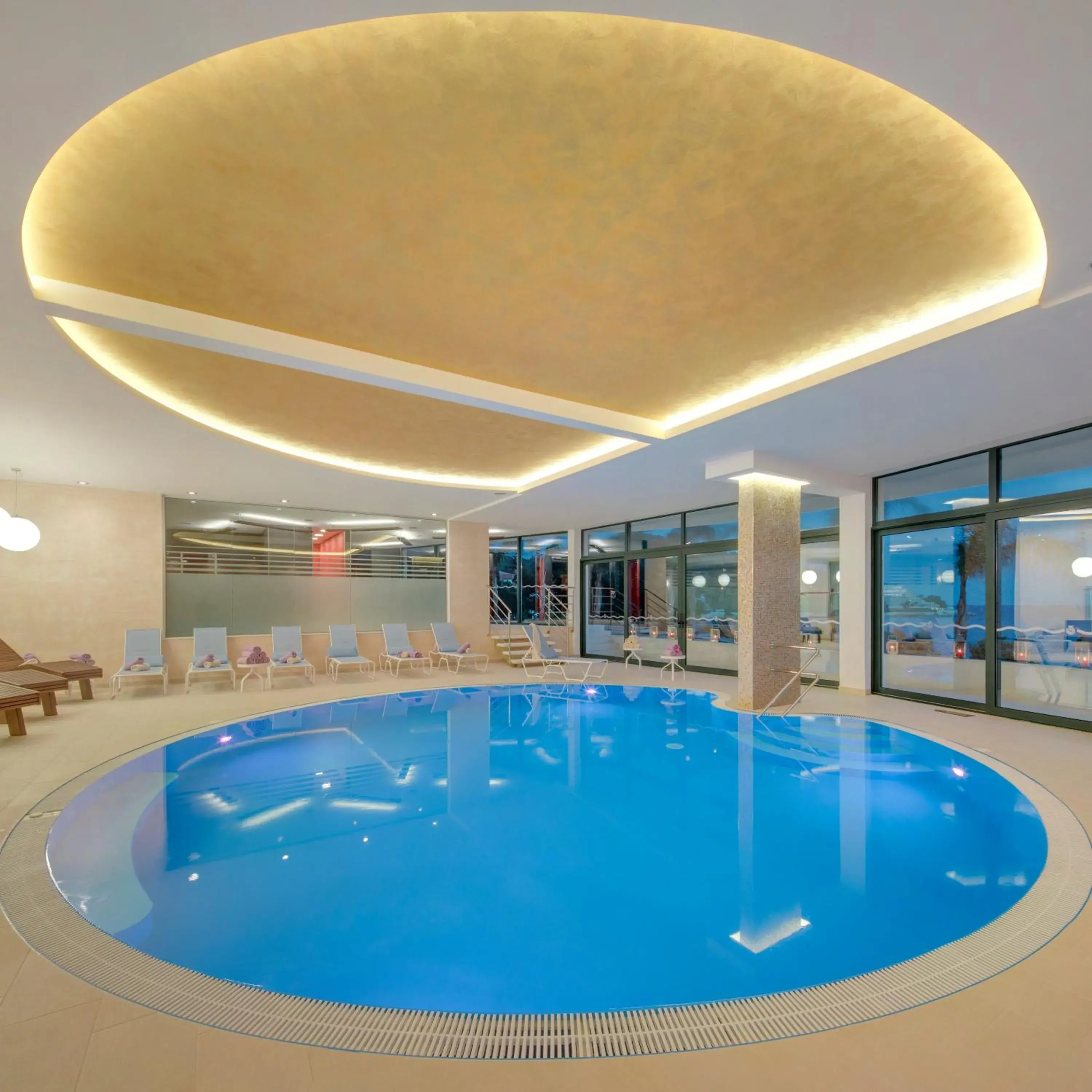 Swimming Pool in Royal Princess Hotel