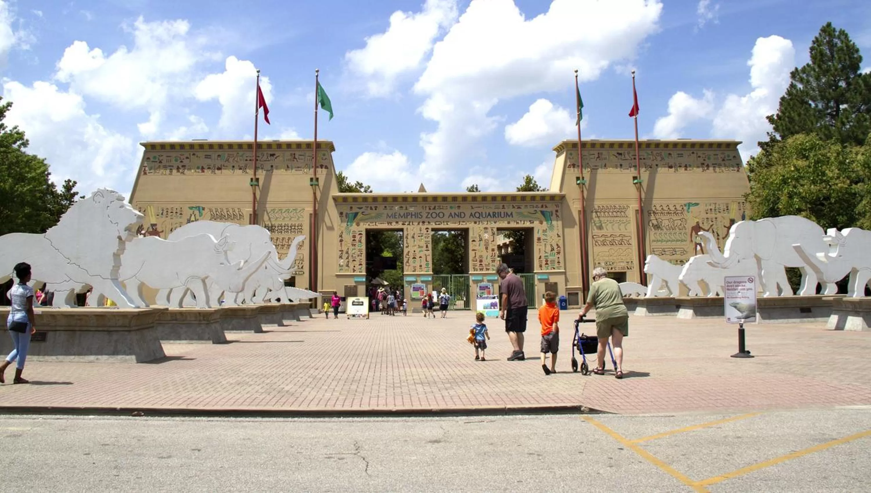 Nearby landmark in Staybridge Suites Memphis-Poplar Ave East by IHG