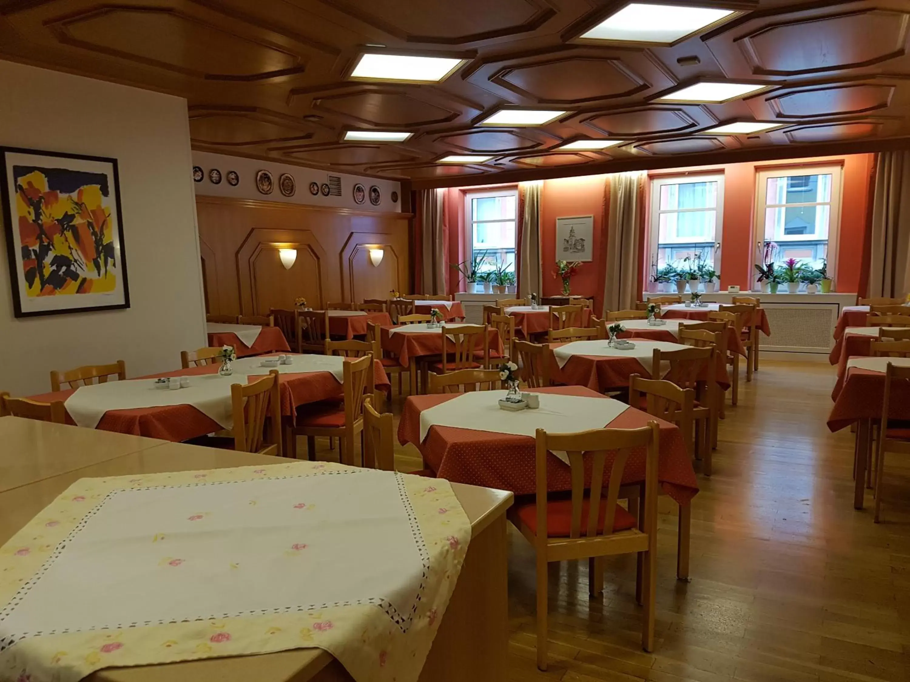 Restaurant/Places to Eat in Hotel Am Kuhbogen