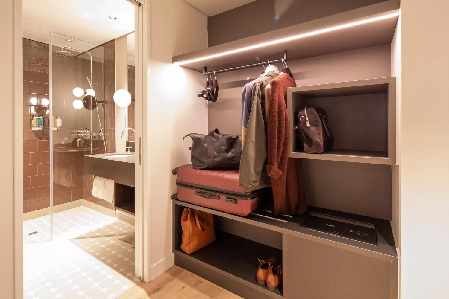 Bathroom in Hotel Walhalla