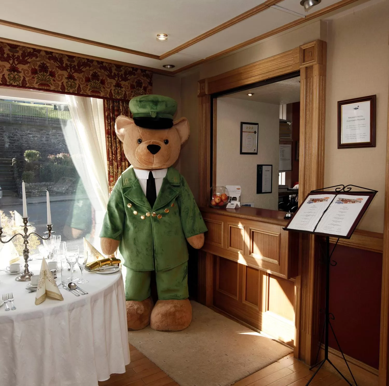 Lobby or reception in Mackays Hotel