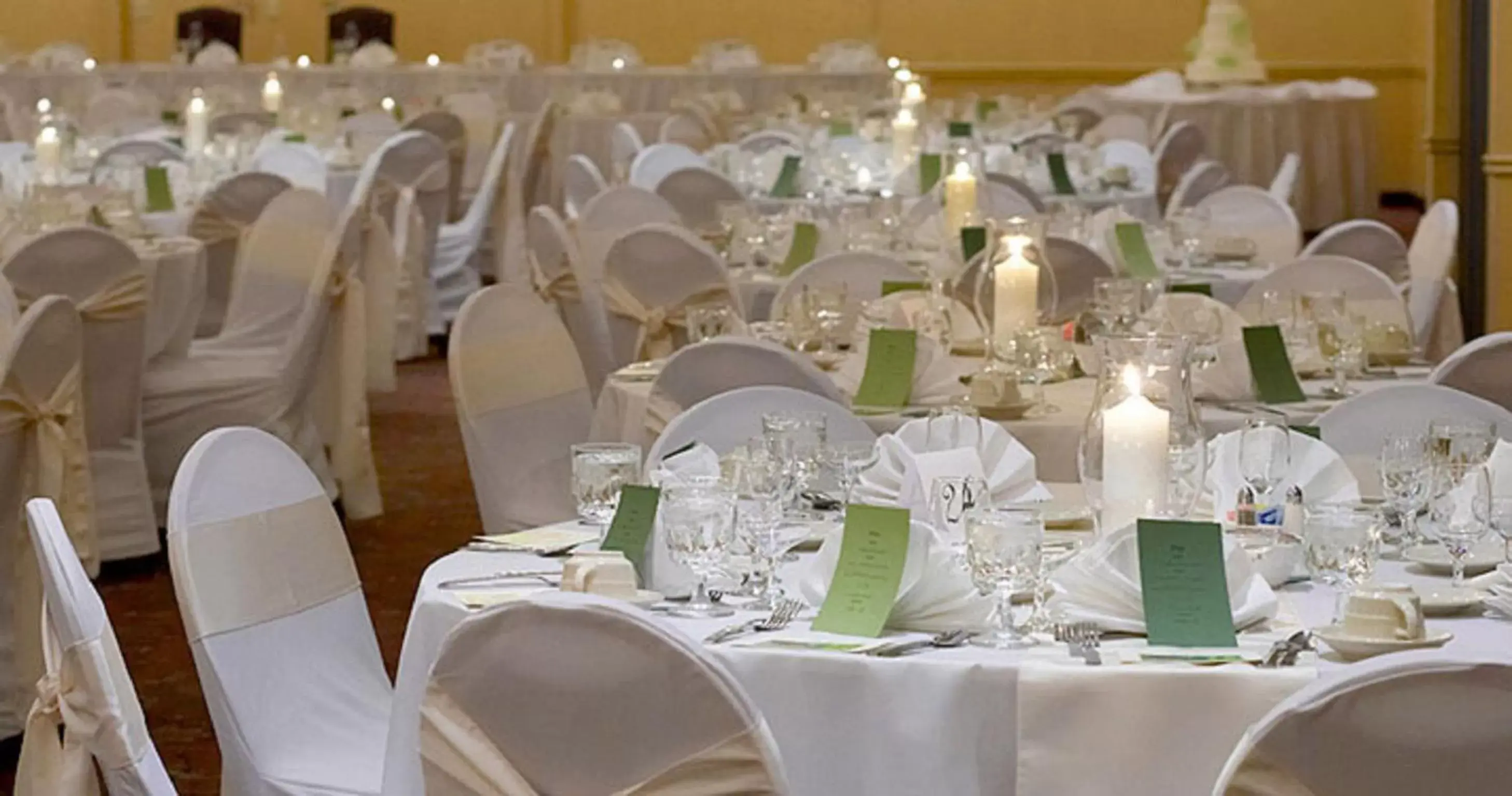 Banquet/Function facilities, Banquet Facilities in The Chateau Bloomington Hotel and Conference Center