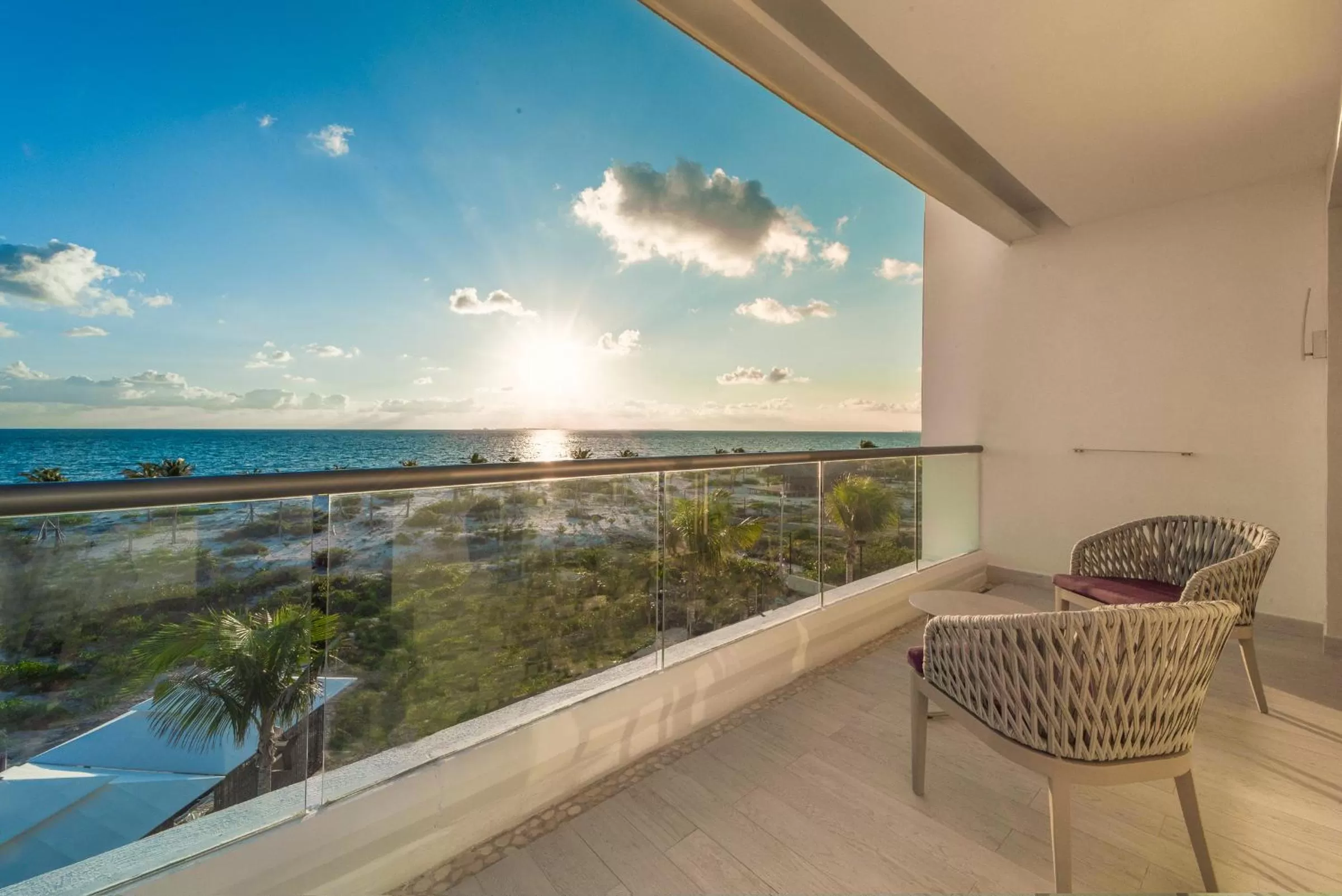 Balcony/Terrace in Planet Hollywood Cancun by Royalton, An Autograph Collection All-Inclusive Resort