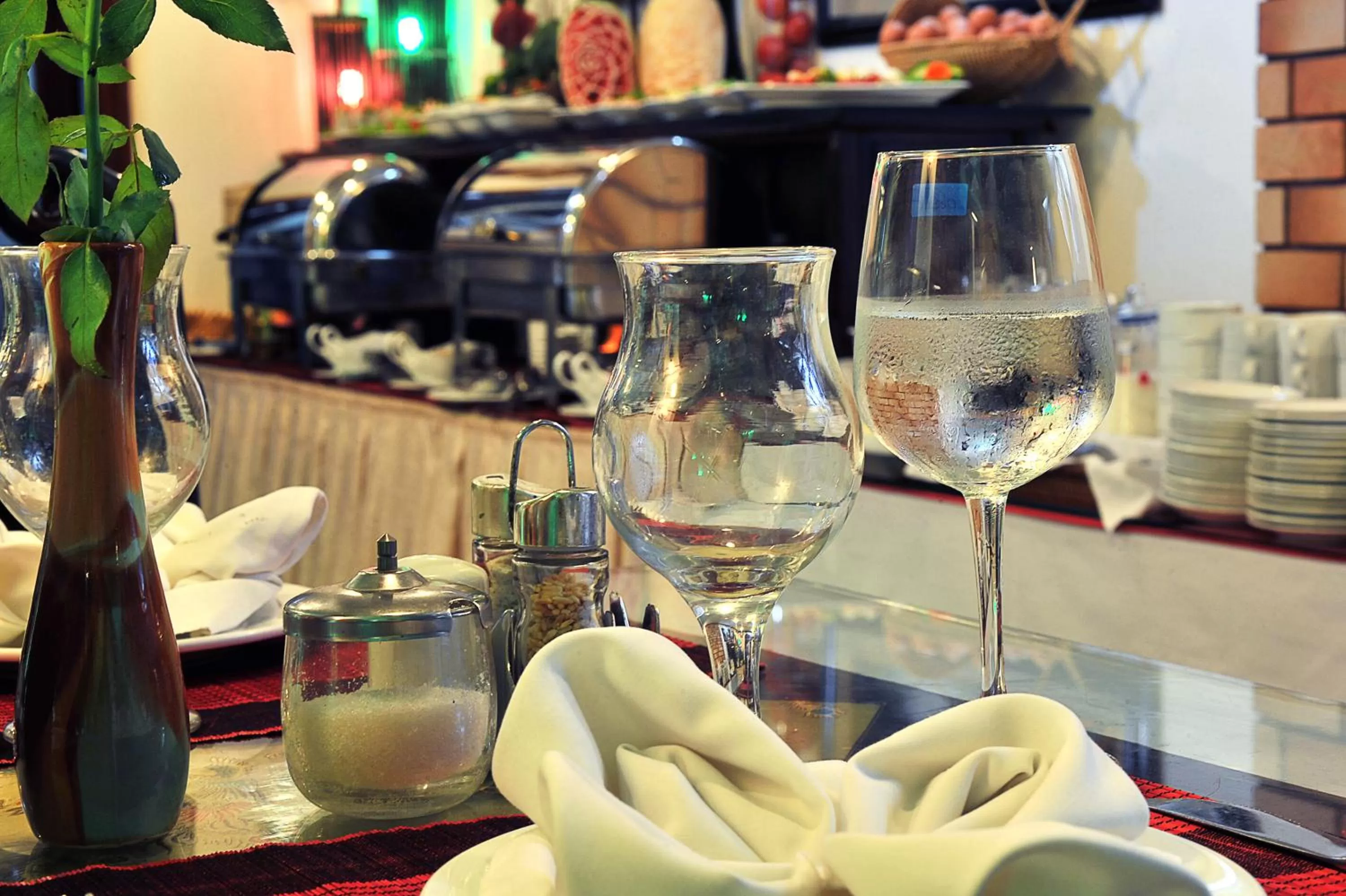 Restaurant/places to eat in Hanoi Endless Hotel