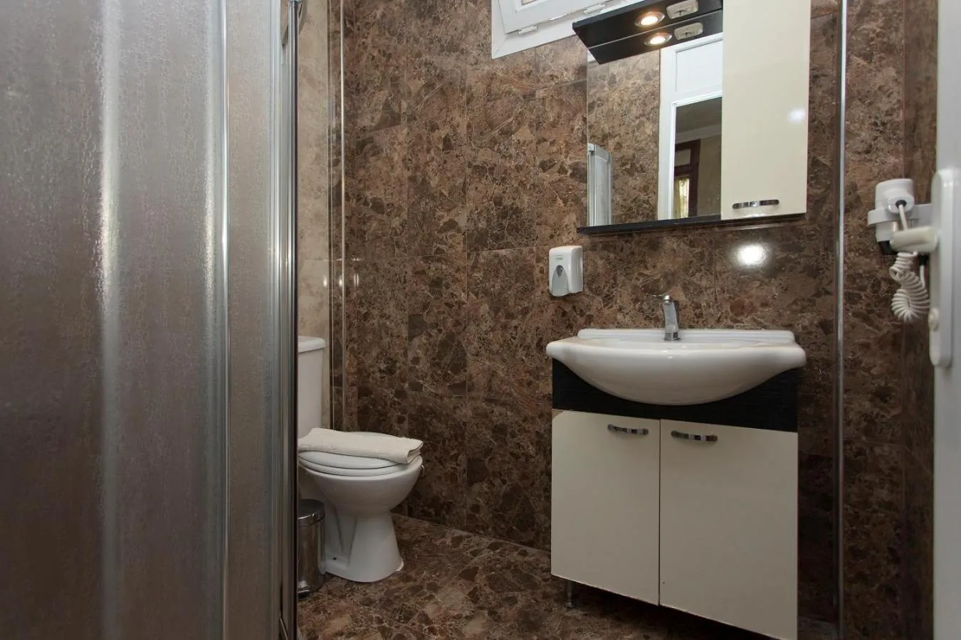 Bathroom in Green Peace Hotel