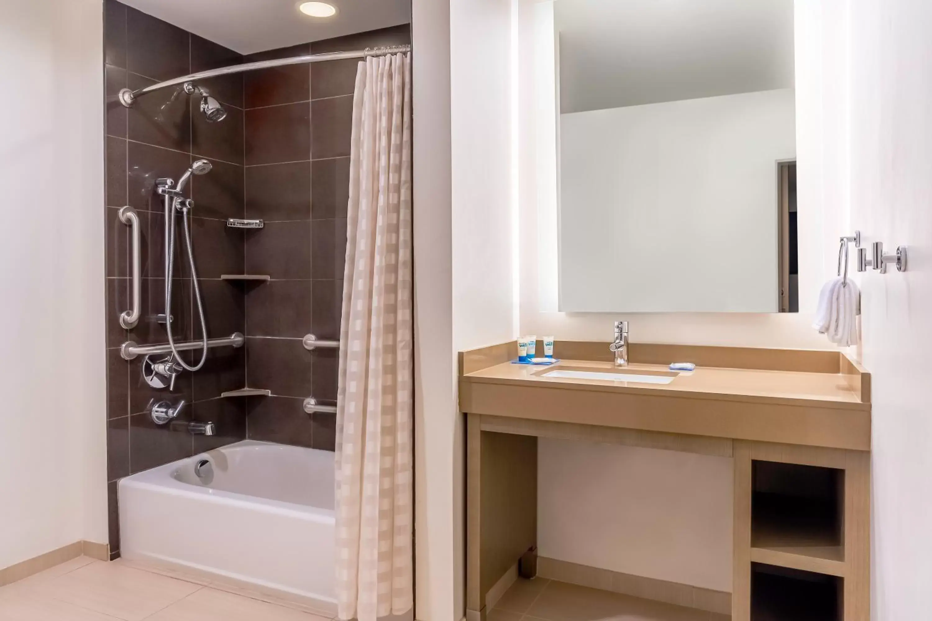 One-Bedroom Suite with Two Queen Beds - Disability Access in Hyatt House Salt Lake City Downtown