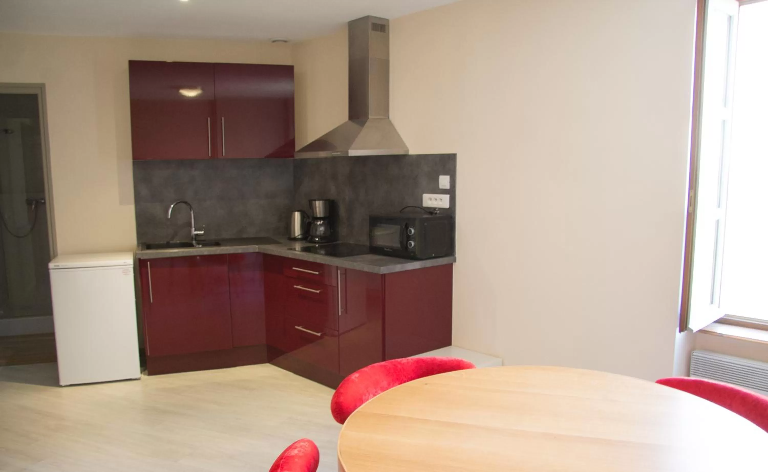 Coffee/tea facilities in Gites Le Lancelot