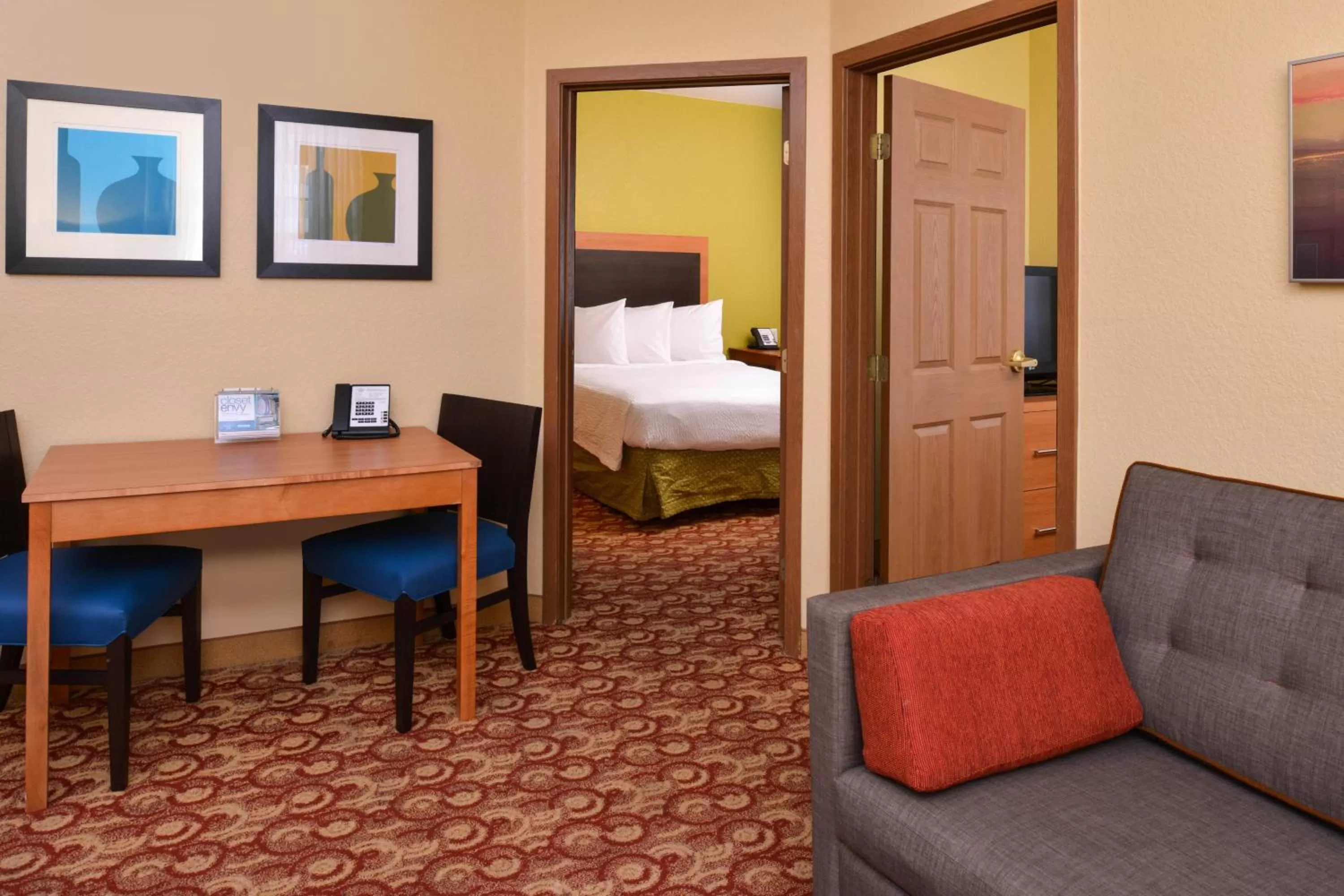 Bedroom, Bed in Candlewood Suites Miami Lakes by IHG