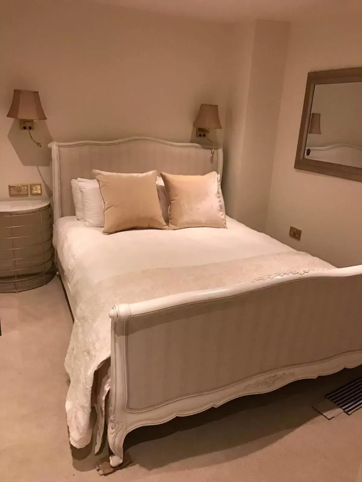 Bed in No.10 Preston