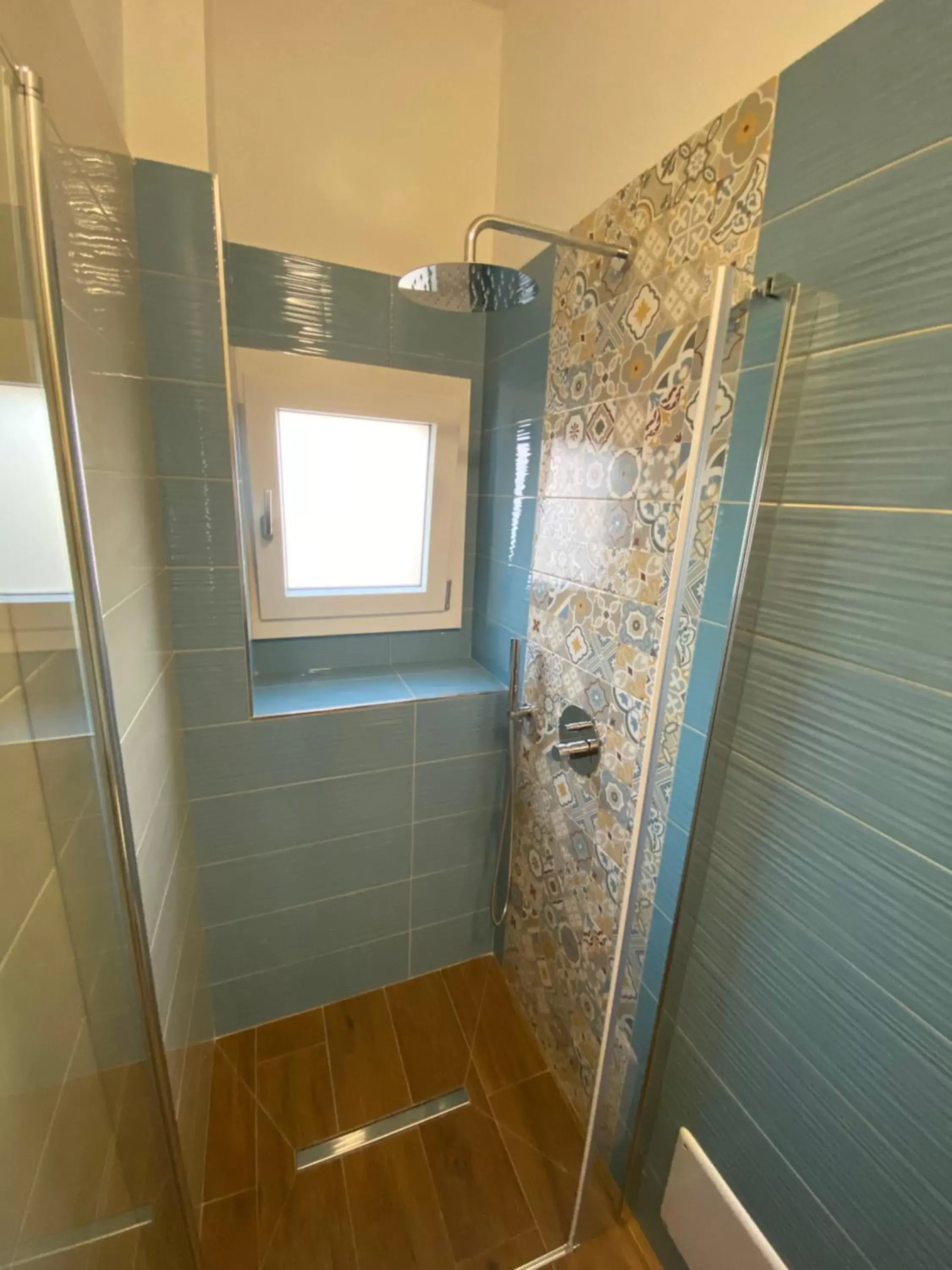 Shower, Bathroom in B&B Alis Home