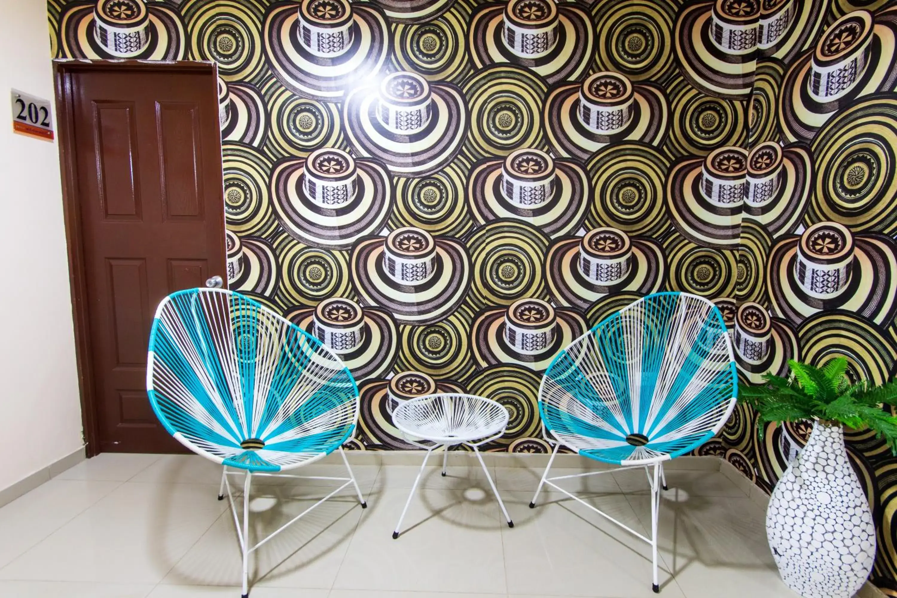Seating Area in Hotel Marina Suites By GEH Suites