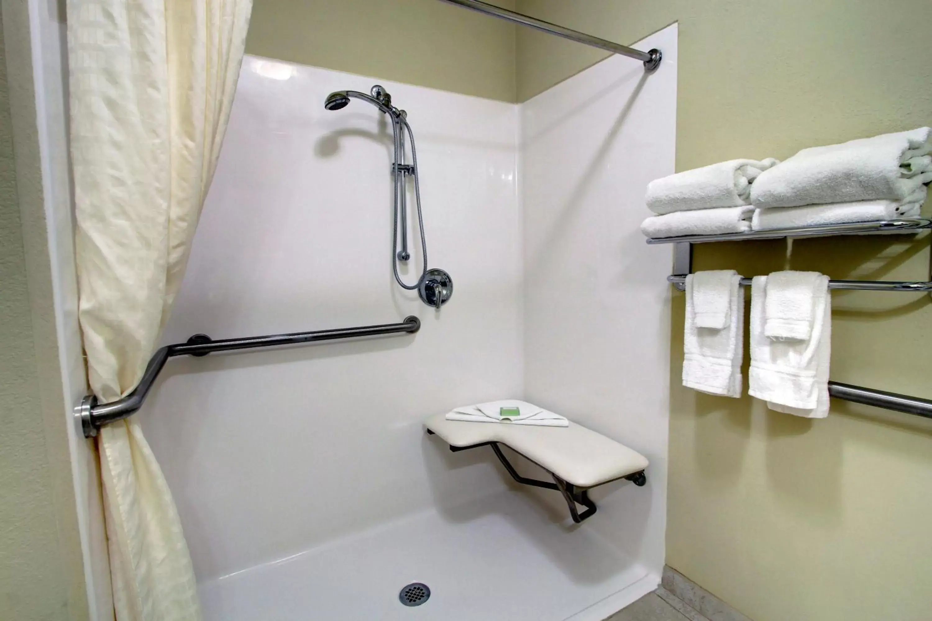 Shower, Bathroom in Cobblestone Hotel - Wayne