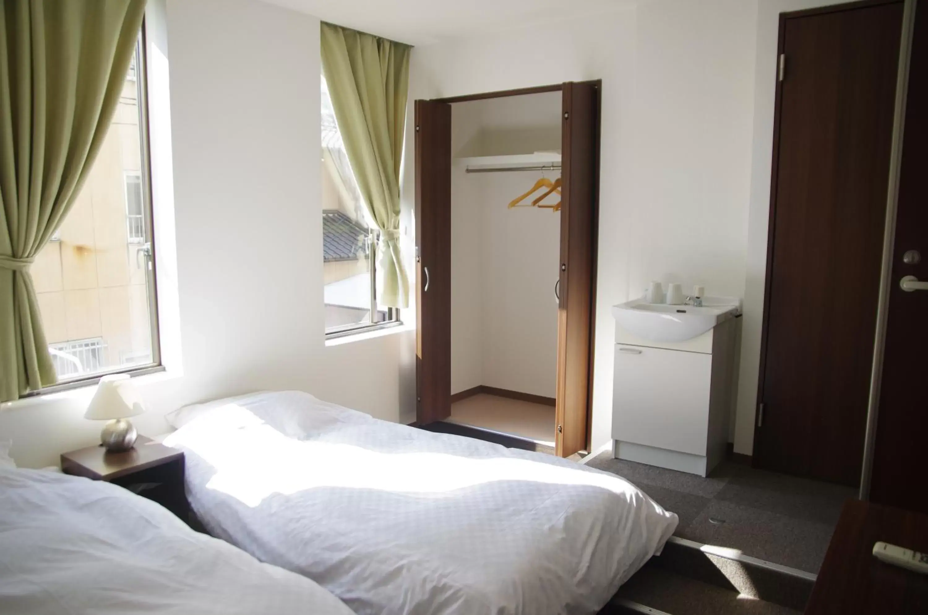 Bedroom, Bed in Suminoyu Hotel