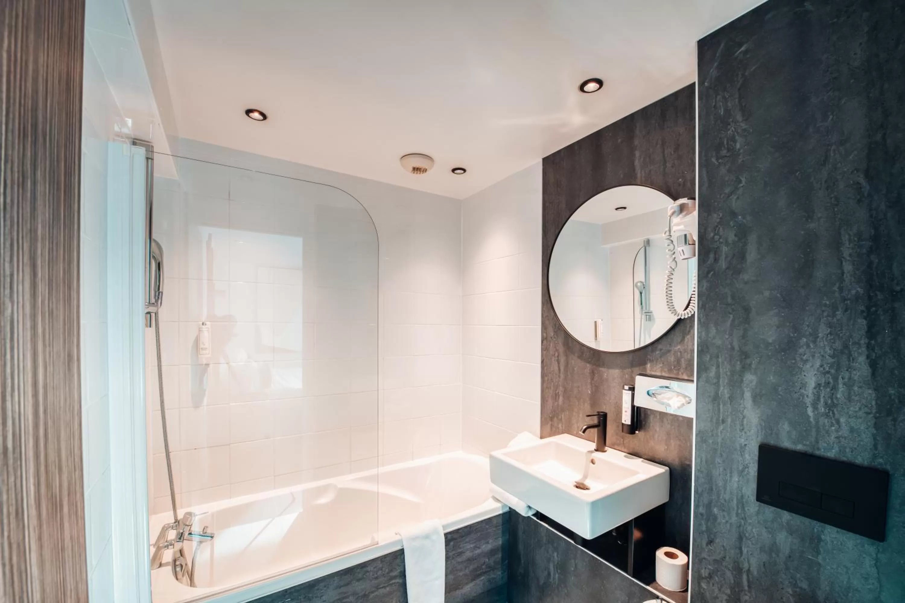 Bathroom in COWOOL Cergy