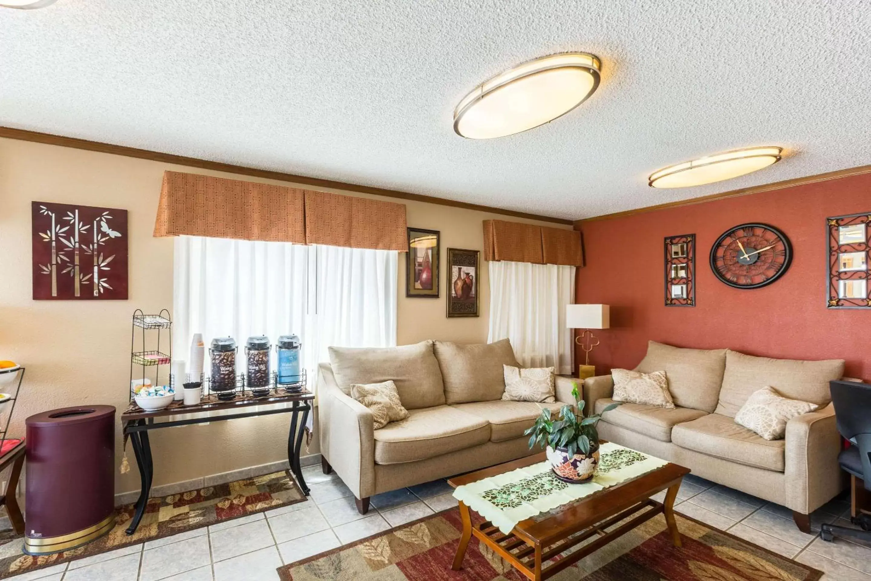 Lobby or reception, Seating Area in Quality Inn Scottsbluff