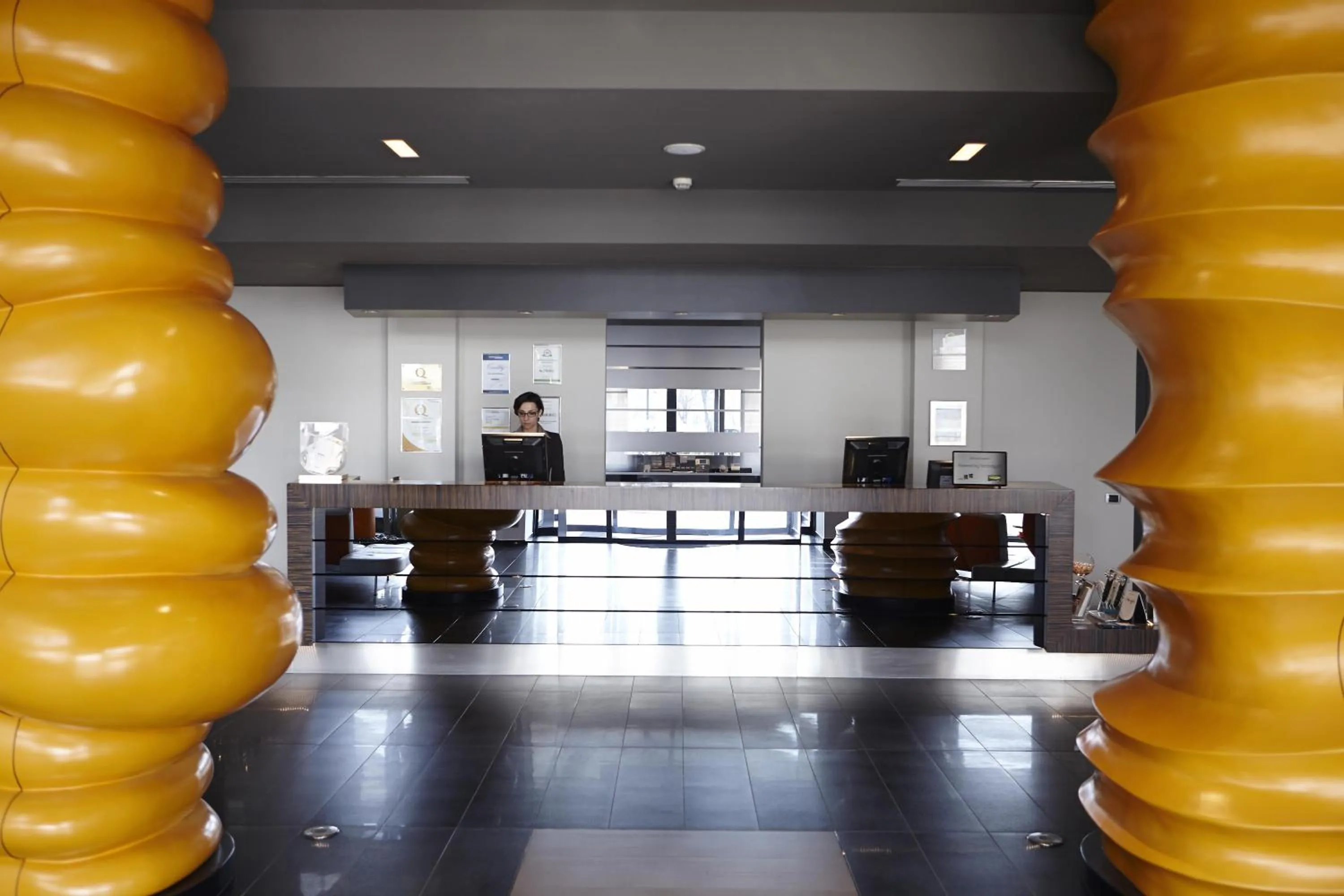 Facade/entrance in RMH MODENA DES ARTS