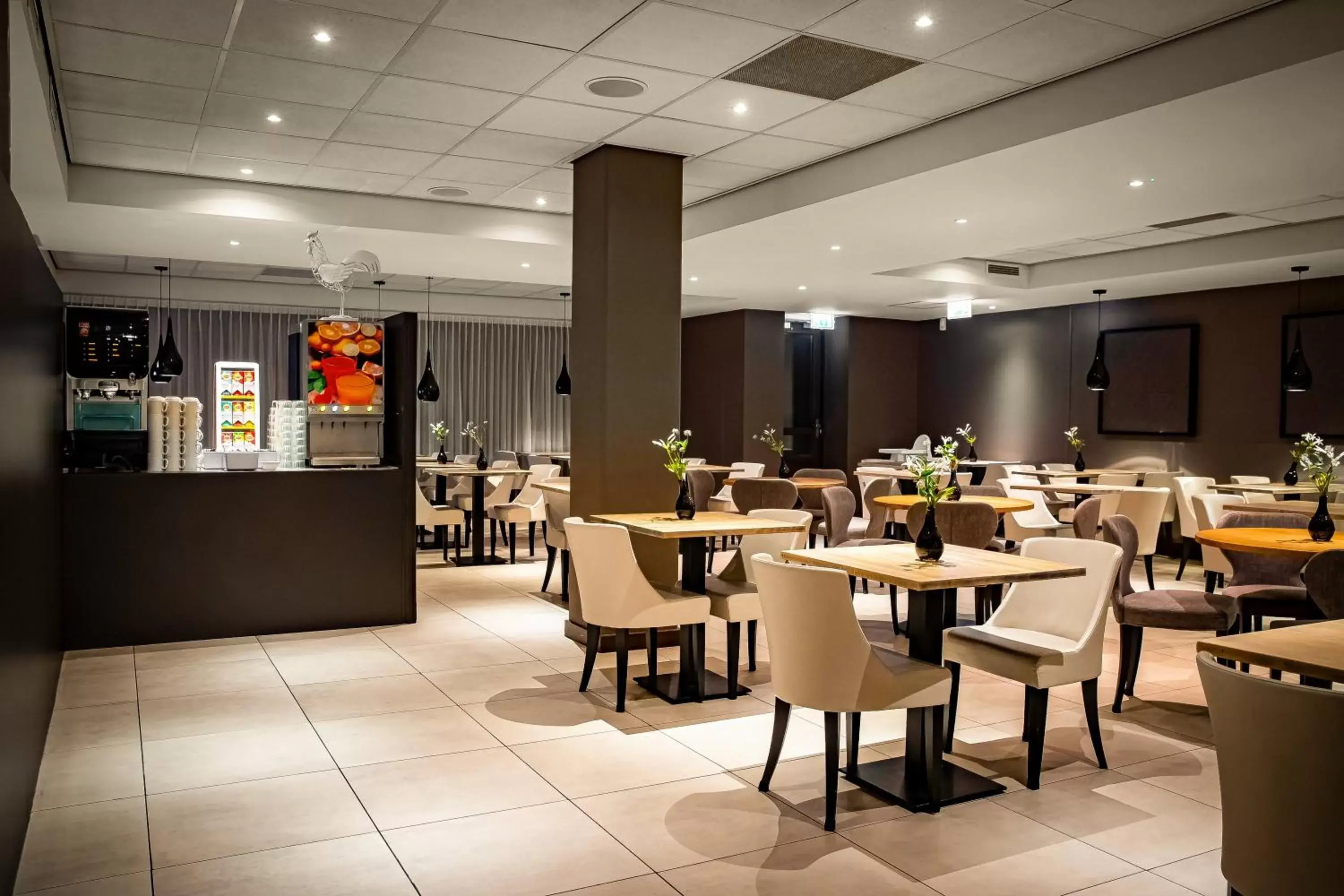 Breakfast, Restaurant/Places to Eat in Holiday Inn Express The Hague - Parliament, an IHG Hotel