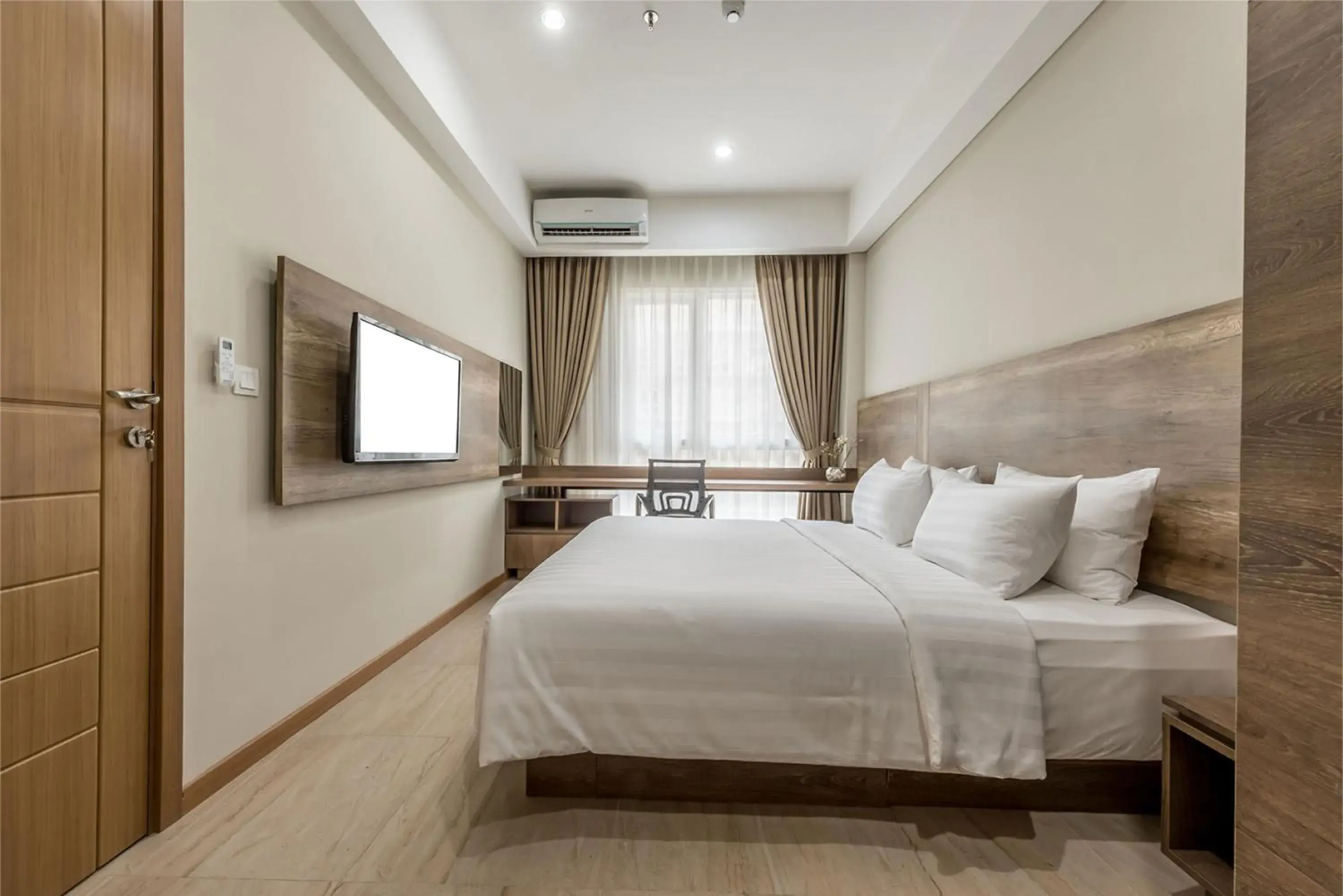 Bedroom, Bed in Grande Valore Hotel & Serviced-Apartment