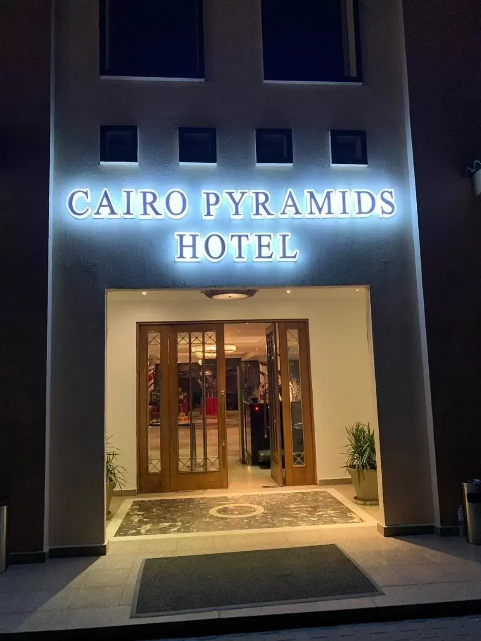 Facade/entrance in Cairo Pyramids Hotel