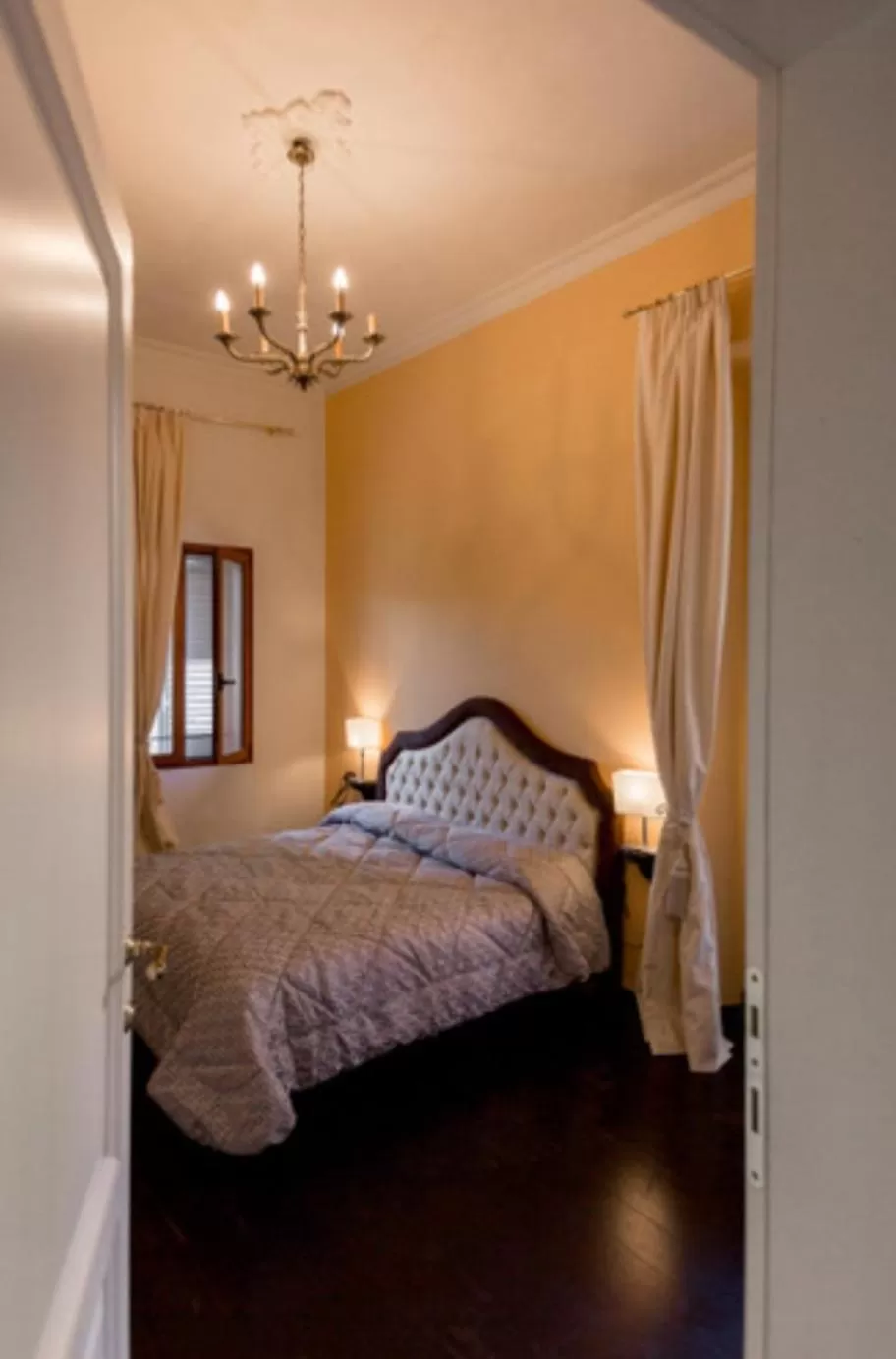 Bed in Borgo Pinti Suites Le Stanze dei Nobili