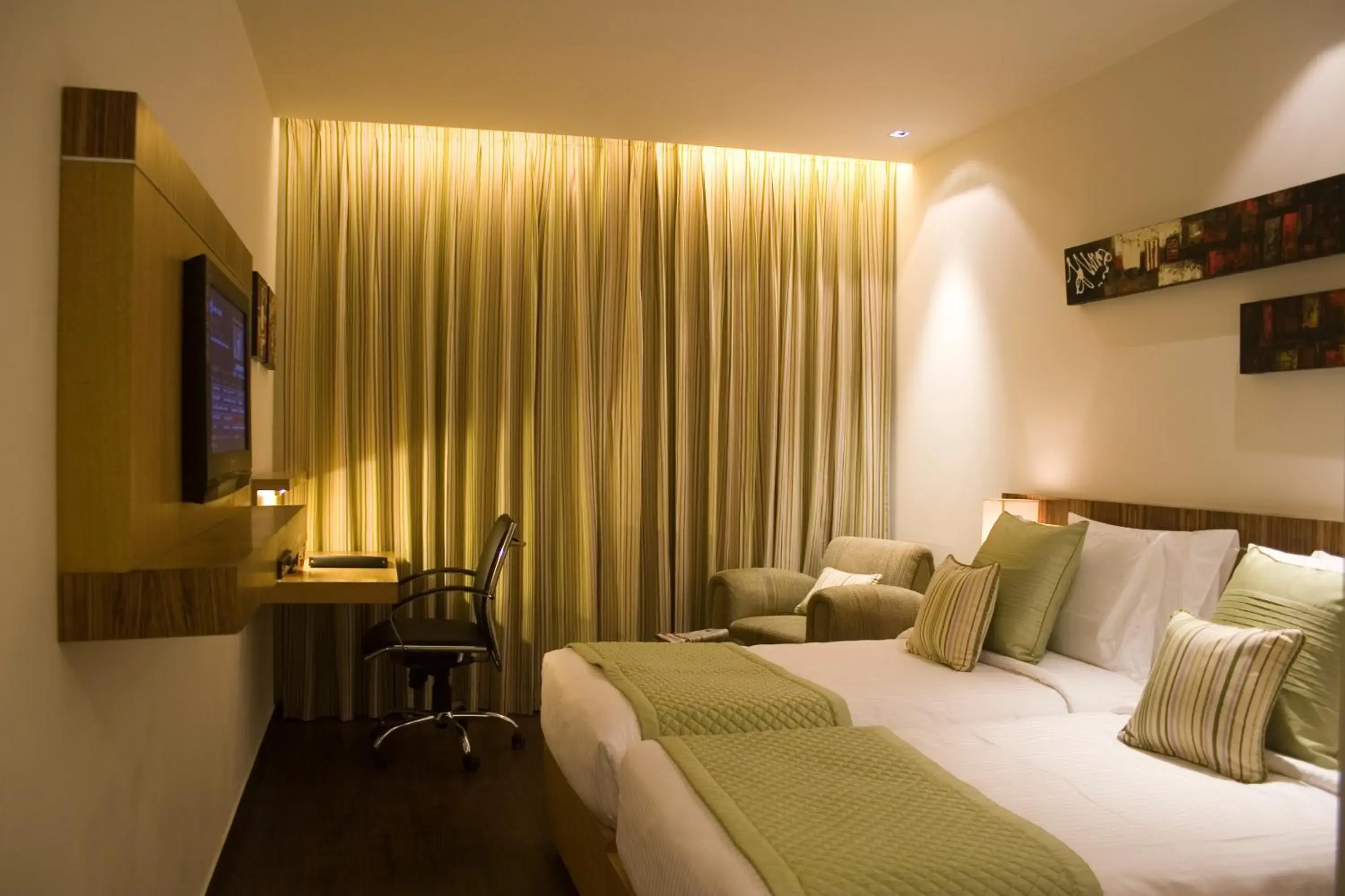 Bedroom, Bed in Shervani Hotel Nehru Place