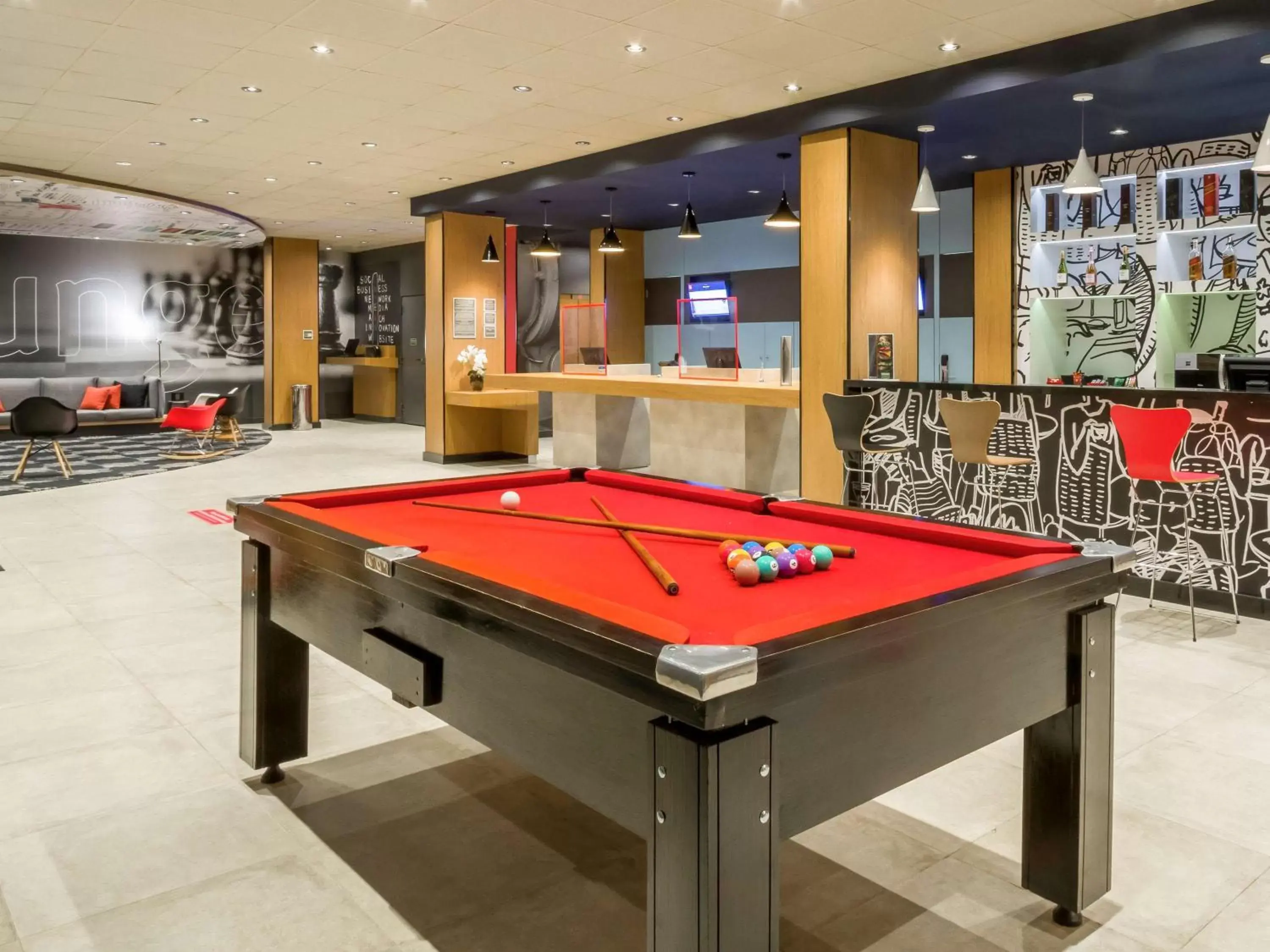 Lounge or bar, Billiards in Ibis Americana