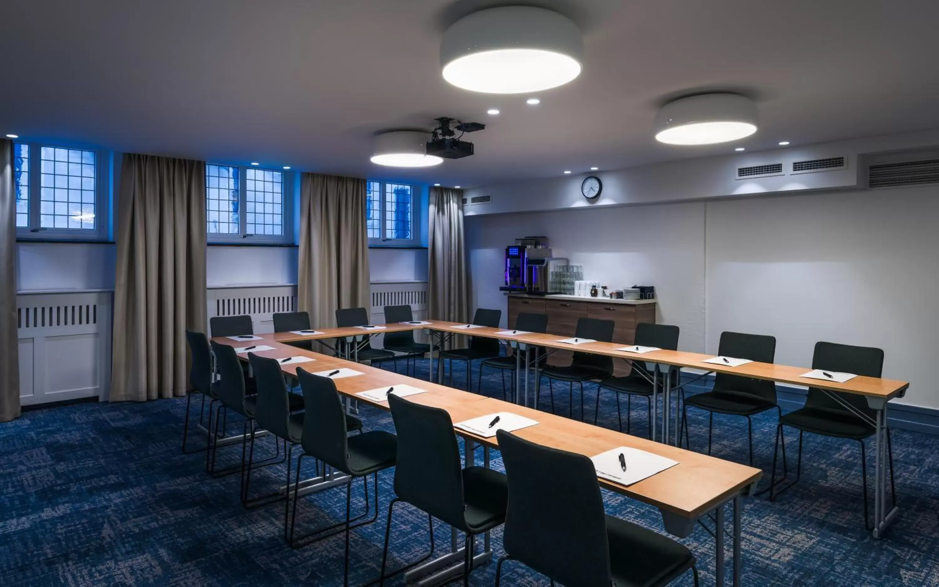 Meeting/conference room in Clarion Collection Hotel Gabelshus